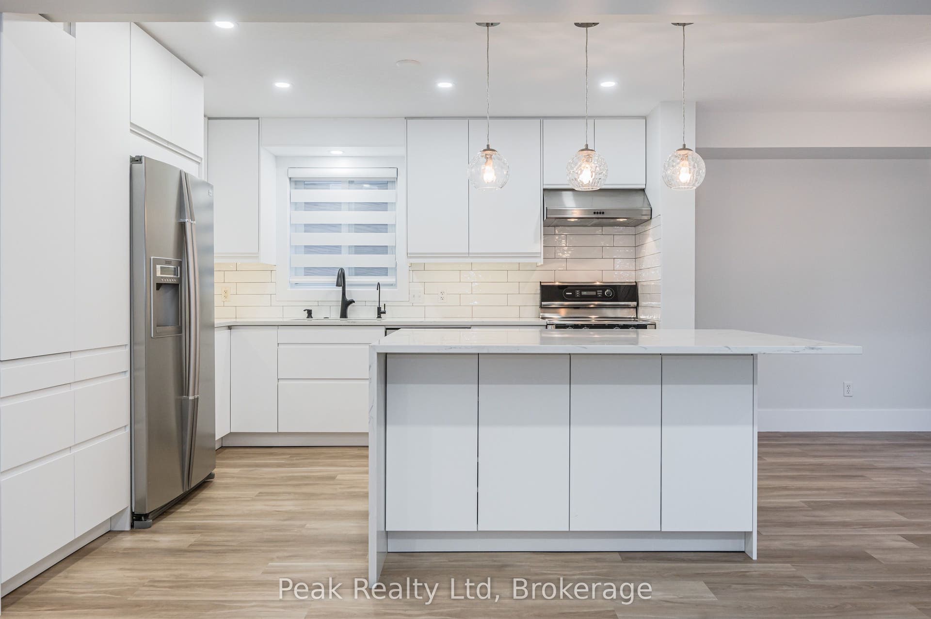 125 Steepleridge Street, Kitchener, Waterloo ON N2P 2W2 125 Steepleridge Street, Kitchener, Waterloo ON N2P 2W2