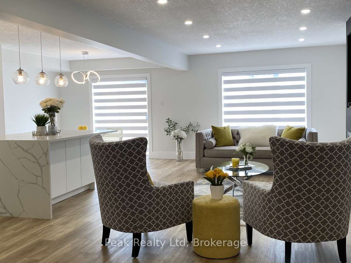 125 Steepleridge Street, Kitchener, Waterloo ON N2P 2W2 125 Steepleridge Street, Kitchener, Waterloo ON N2P 2W2