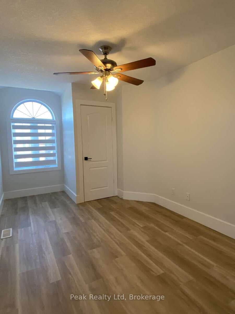 125 Steepleridge Street, Kitchener, Waterloo ON N2P 2W2 125 Steepleridge Street, Kitchener, Waterloo ON N2P 2W2