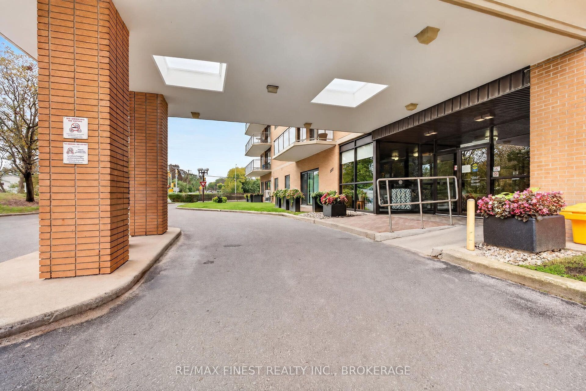 257 Bath Road, #502, Kingston, Frontenac ON K7M 7T3 257 Bath Road, #502, Kingston, Frontenac ON K7M 7T3