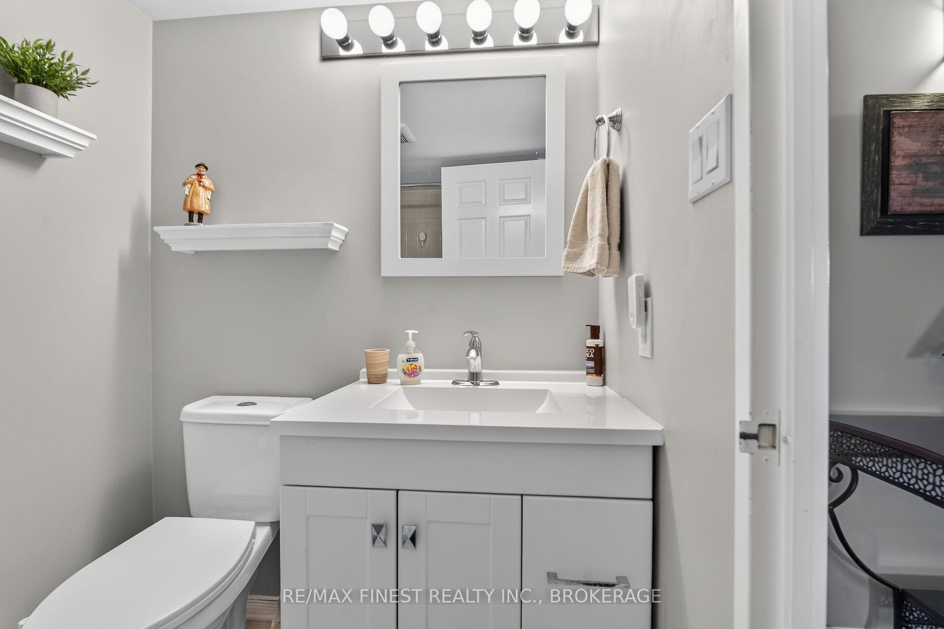 257 Bath Road, #502, Kingston, Frontenac ON K7M 7T3 257 Bath Road, #502, Kingston, Frontenac ON K7M 7T3