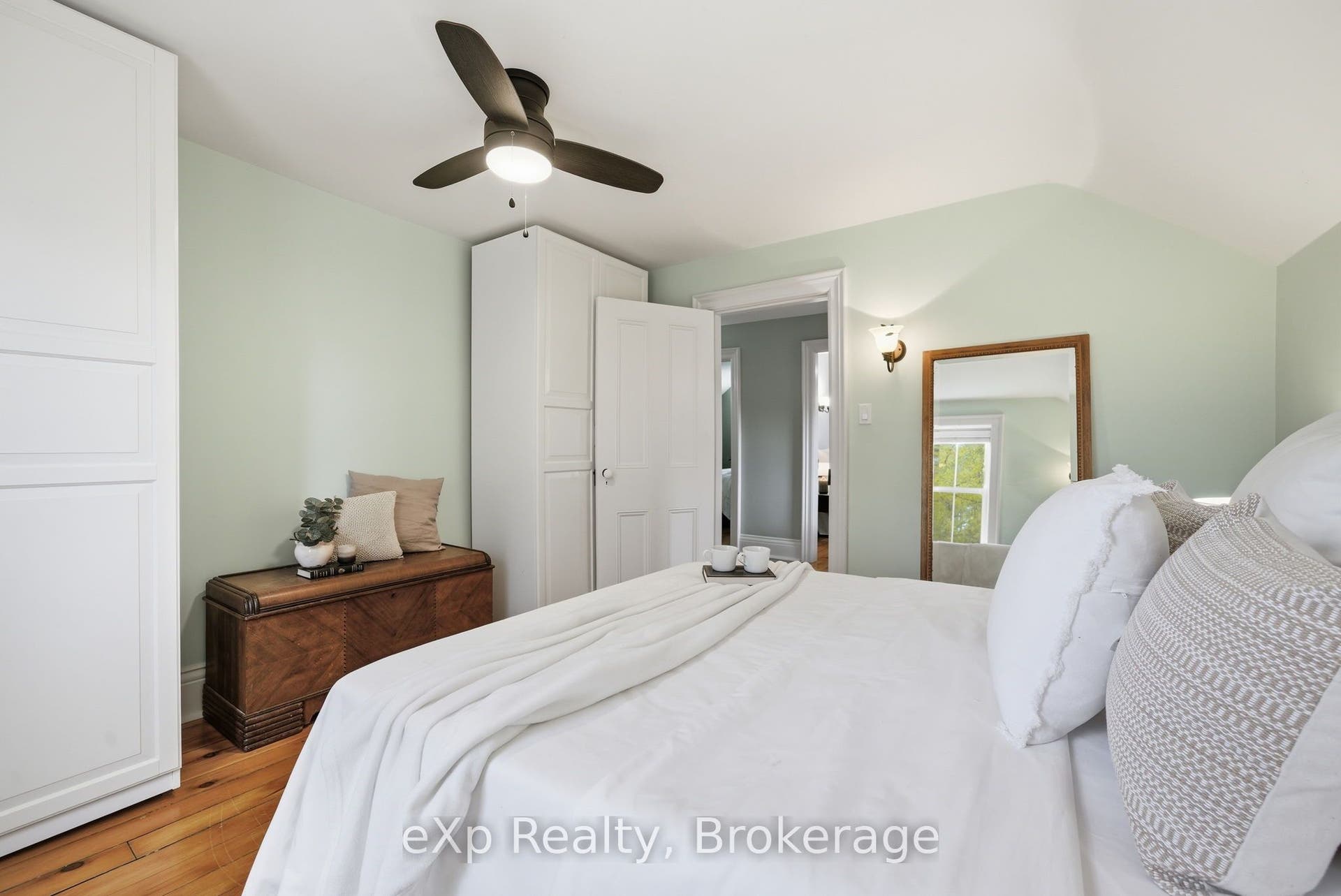 4081 Burnham Street N, Hamilton Township, Northumberland ON K9A 4J9