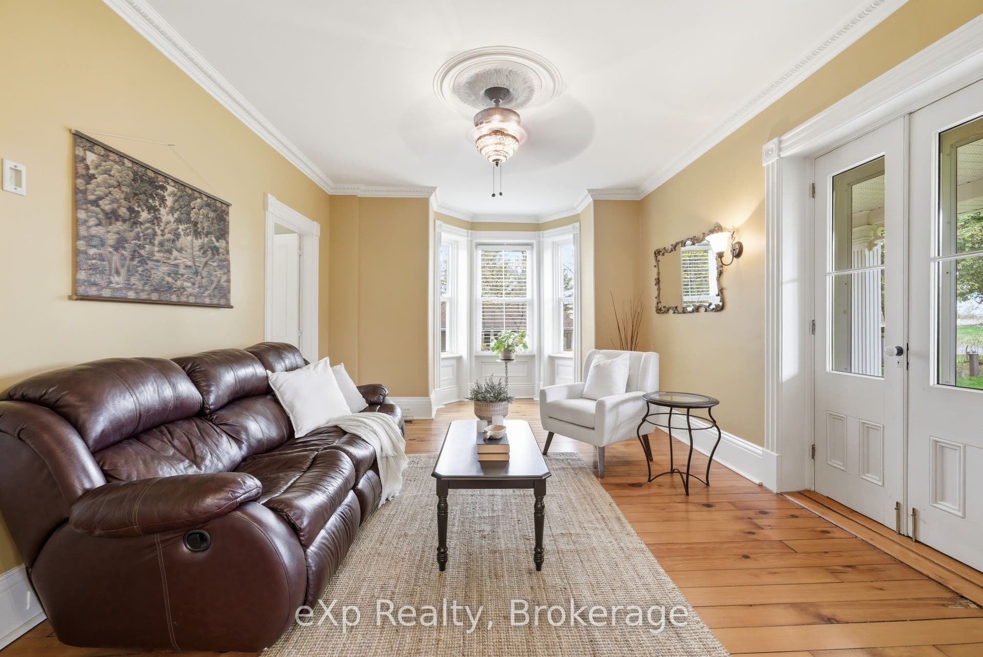 4081 Burnham Street N, Hamilton Township, Northumberland ON K9A 4J9