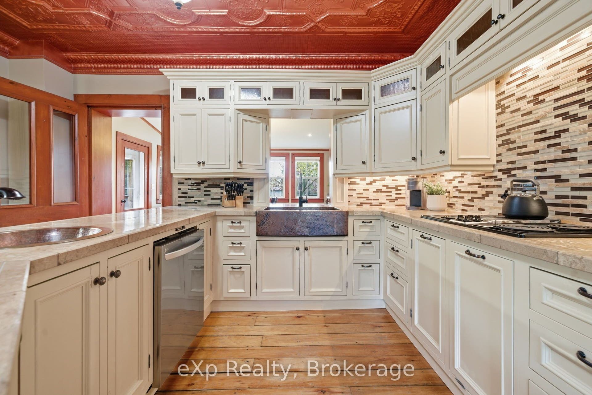 4081 Burnham Street N, Hamilton Township, Northumberland ON K9A 4J9