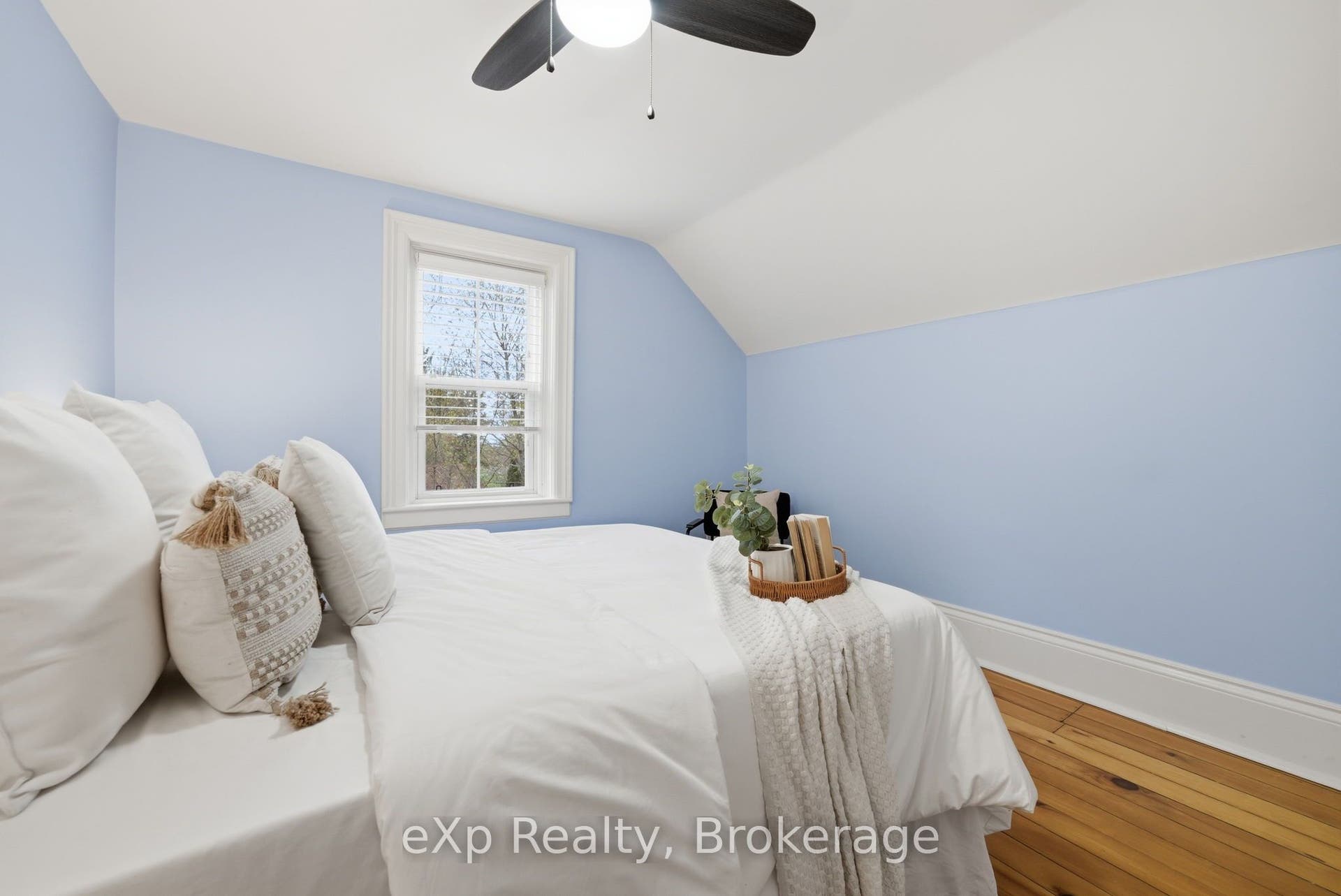 4081 Burnham Street N, Hamilton Township, Northumberland ON K9A 4J9