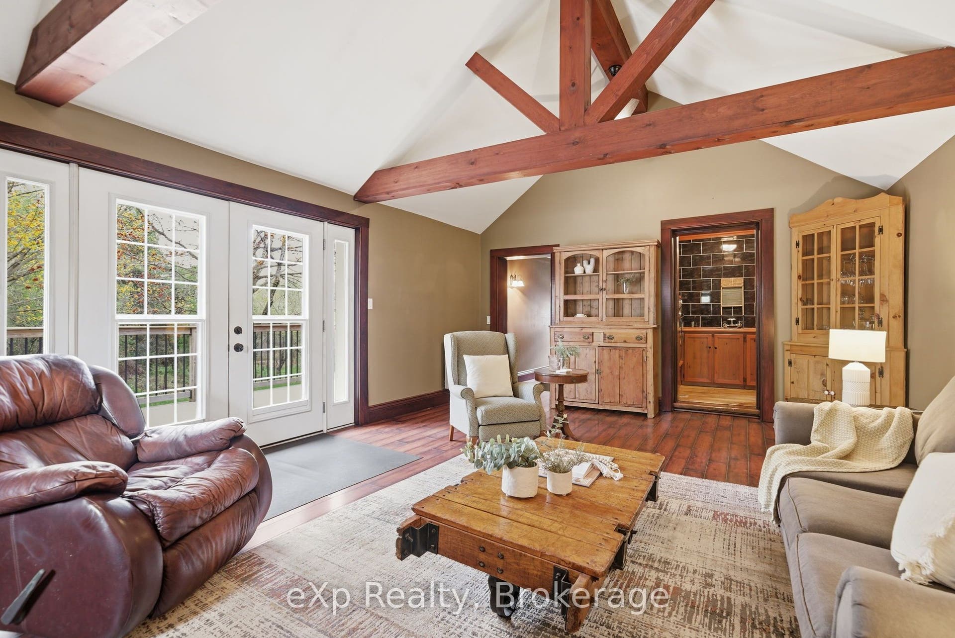 4081 Burnham Street N, Hamilton Township, Northumberland ON K9A 4J9