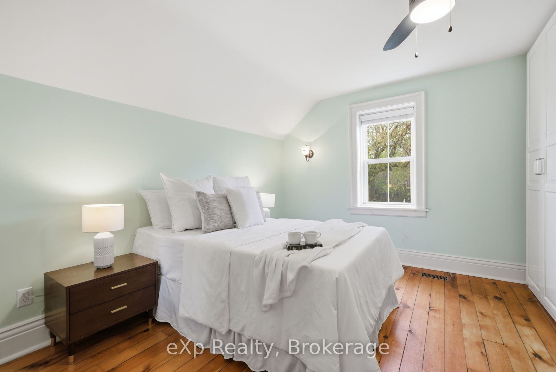 4081 Burnham Street N, Hamilton Township, Northumberland ON K9A 4J9