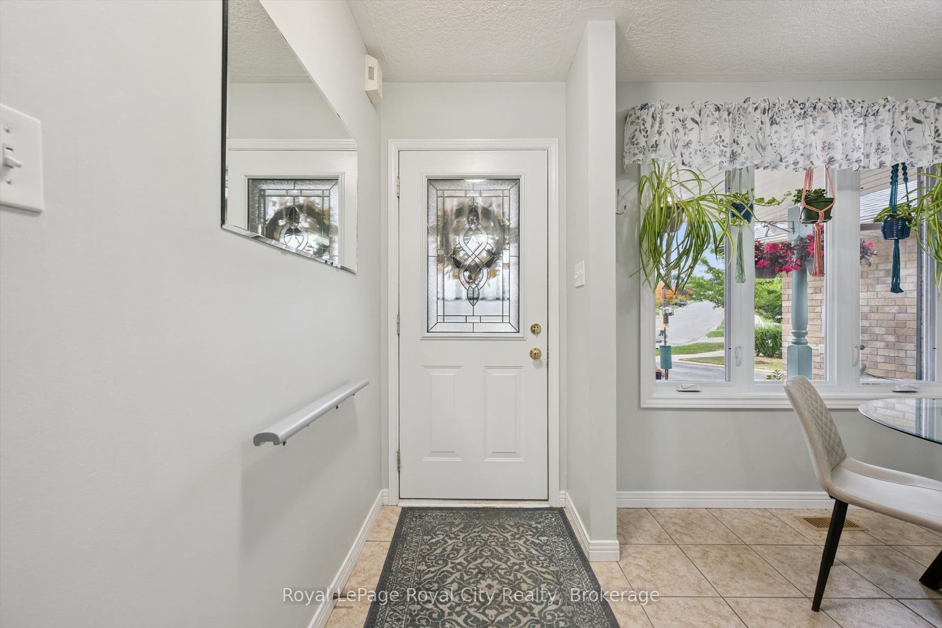 67 Cedarvale Avenue, Guelph, Wellington ON N1E 6Y3 67 Cedarvale Avenue, Guelph, Wellington ON N1E 6Y3