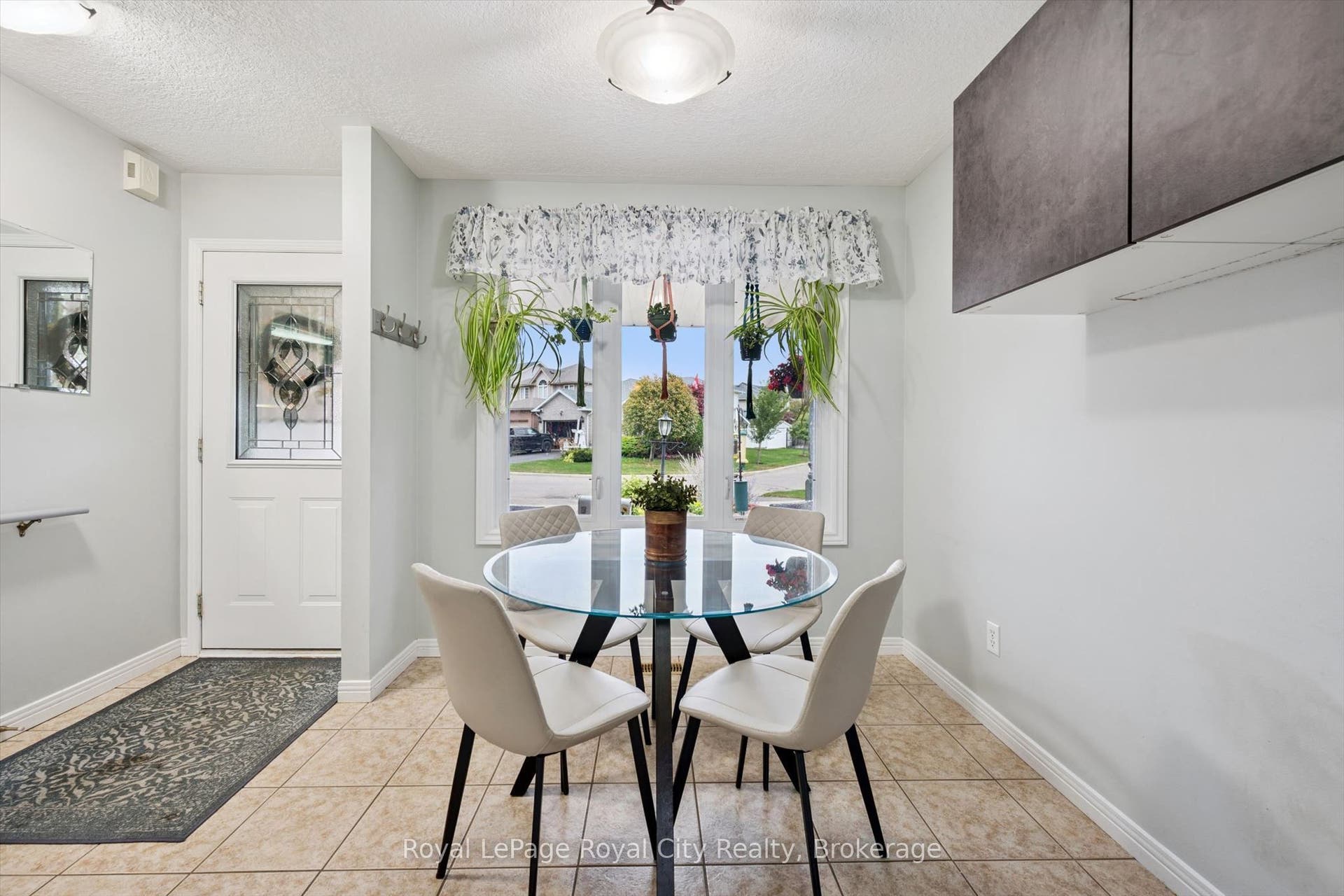 67 Cedarvale Avenue, Guelph, Wellington ON N1E 6Y3 67 Cedarvale Avenue, Guelph, Wellington ON N1E 6Y3