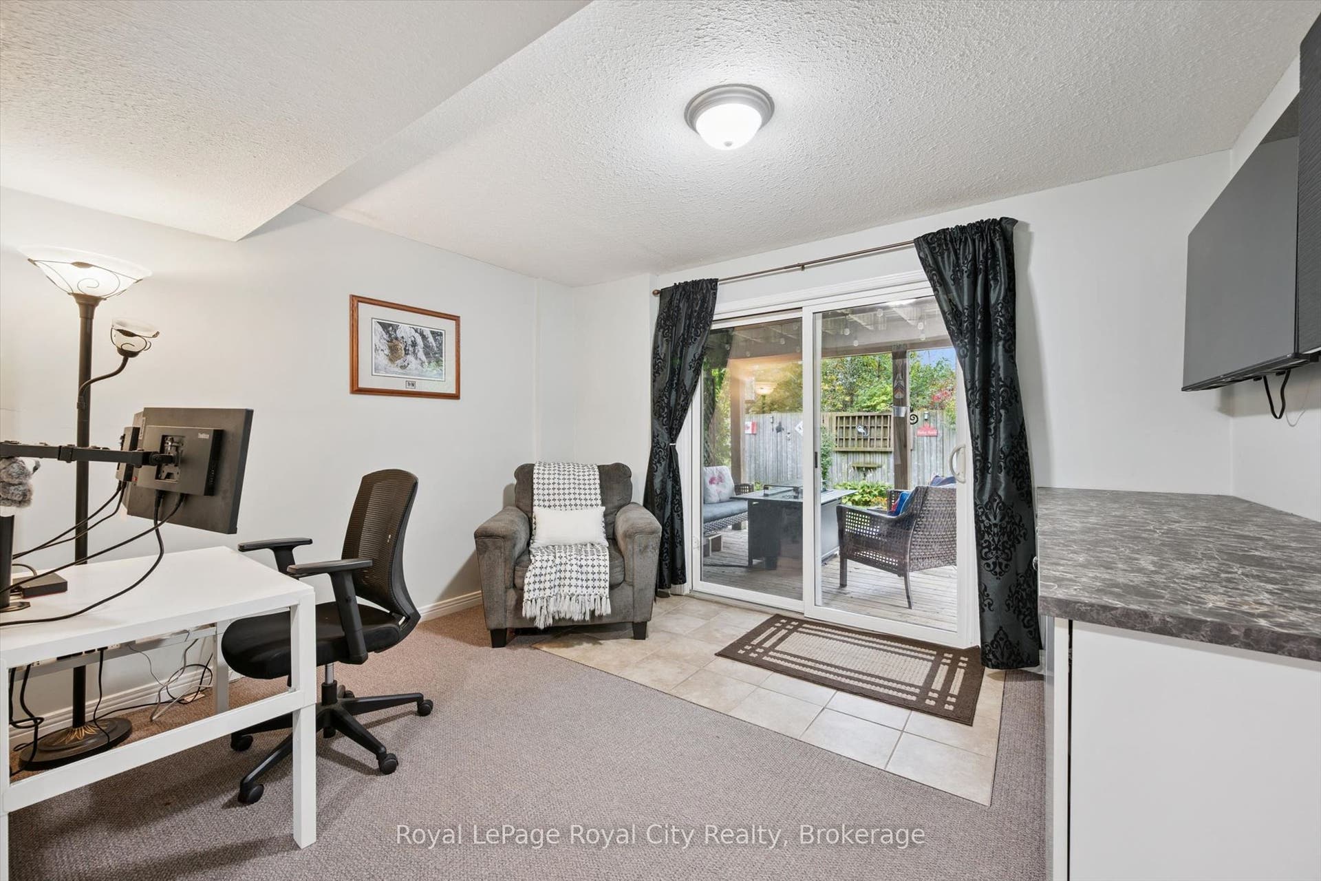 67 Cedarvale Avenue, Guelph, Wellington ON N1E 6Y3 67 Cedarvale Avenue, Guelph, Wellington ON N1E 6Y3