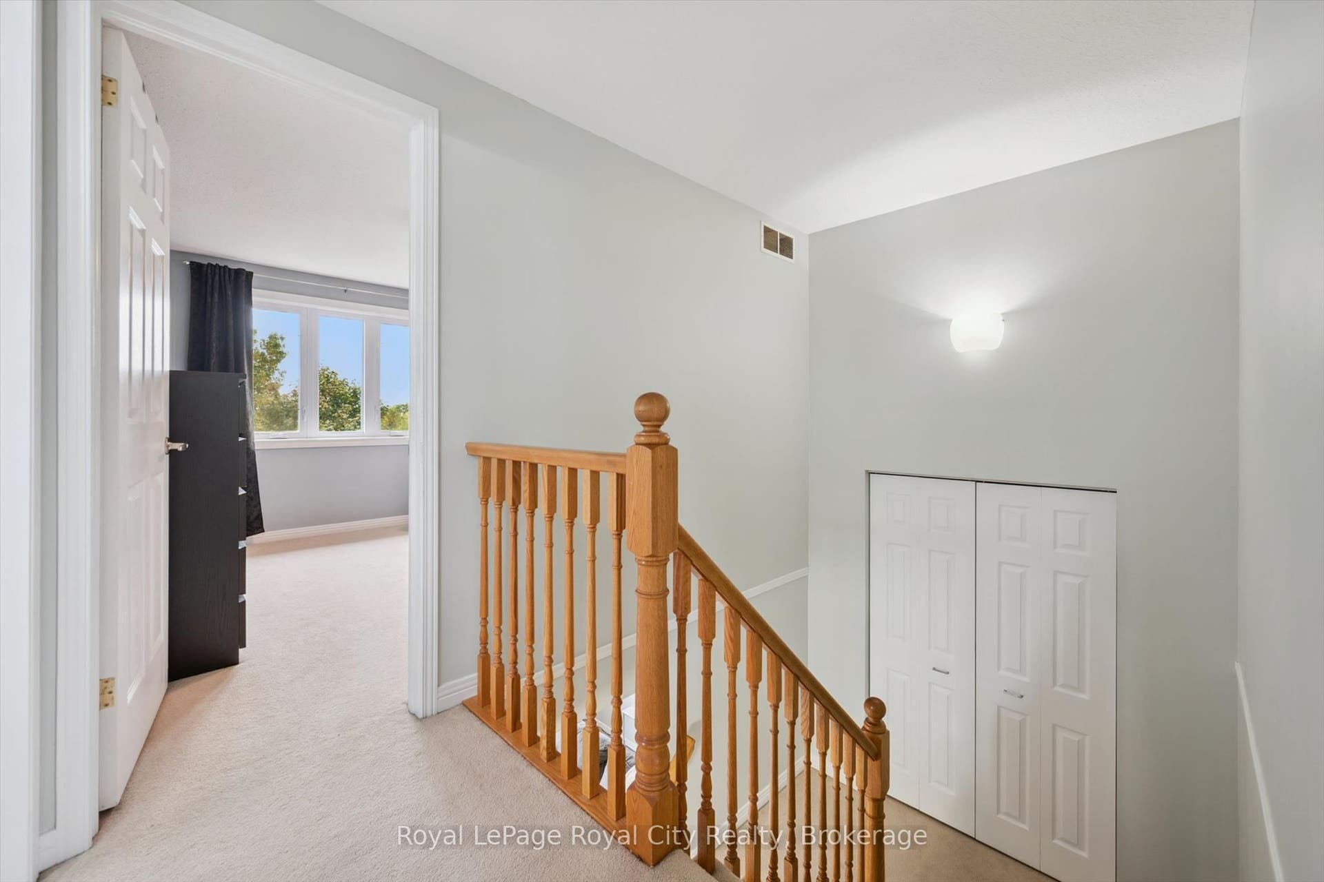 67 Cedarvale Avenue, Guelph, Wellington ON N1E 6Y3 67 Cedarvale Avenue, Guelph, Wellington ON N1E 6Y3