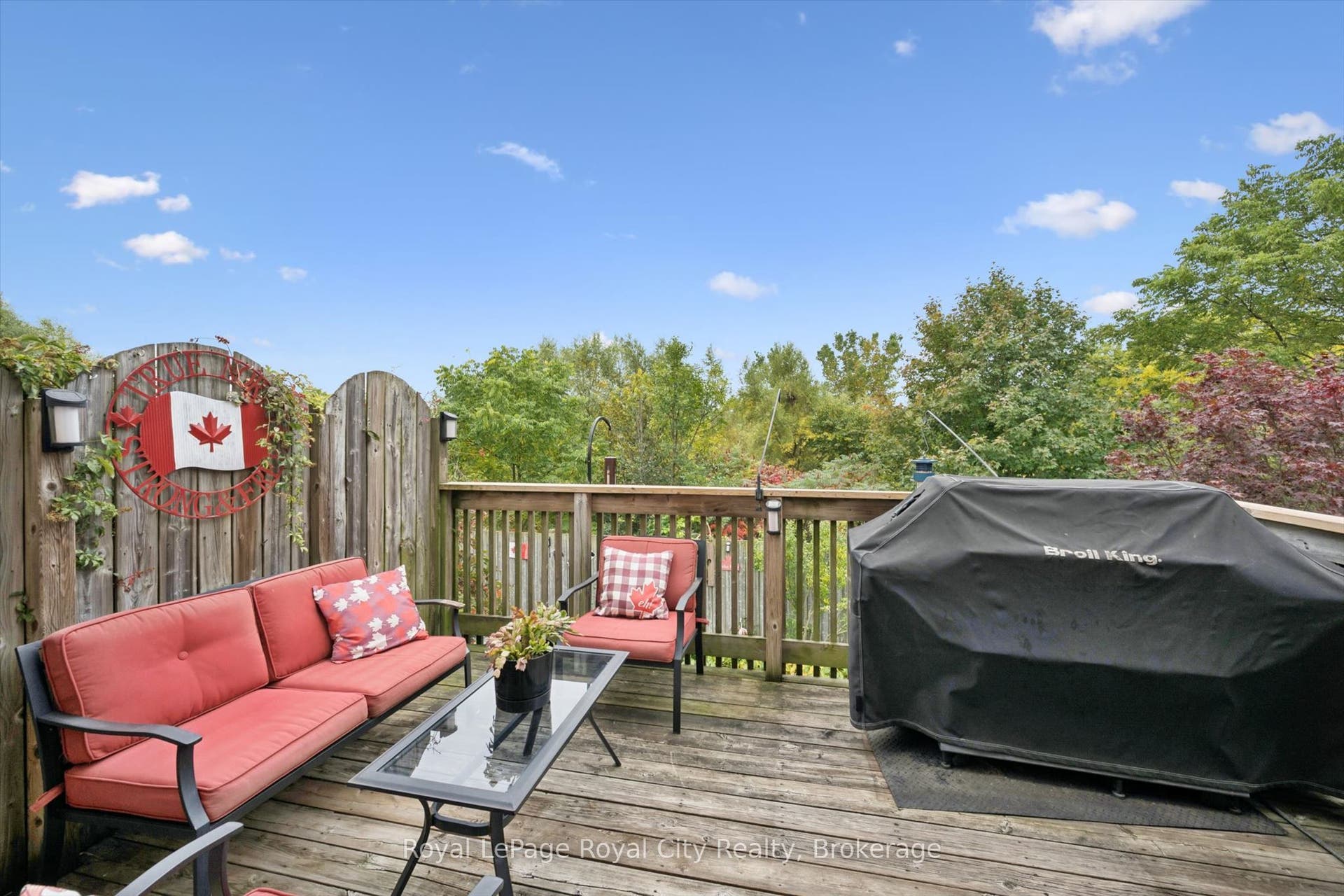 67 Cedarvale Avenue, Guelph, Wellington ON N1E 6Y3 67 Cedarvale Avenue, Guelph, Wellington ON N1E 6Y3