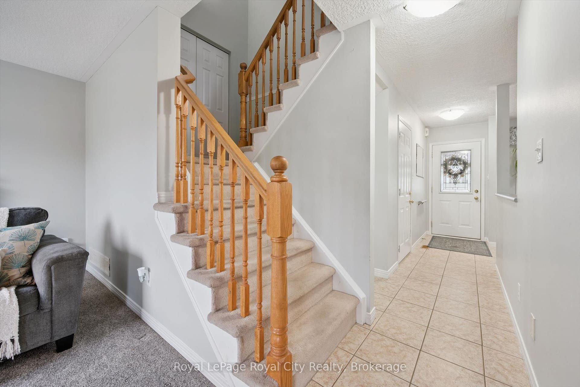67 Cedarvale Avenue, Guelph, Wellington ON N1E 6Y3 67 Cedarvale Avenue, Guelph, Wellington ON N1E 6Y3