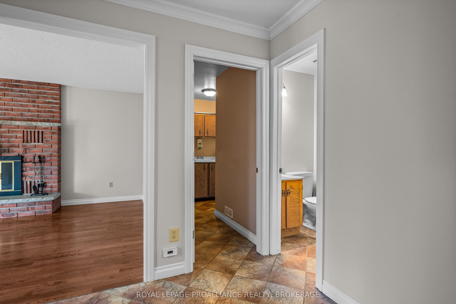 981 Edinborough Crescent, Kingston, Frontenac ON K7P 2C8 981 Edinborough Crescent, Kingston, Frontenac ON K7P 2C8