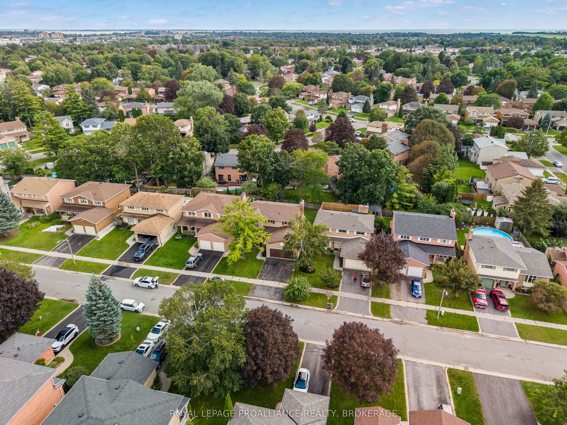 981 Edinborough Crescent, Kingston, Frontenac ON K7P 2C8 981 Edinborough Crescent, Kingston, Frontenac ON K7P 2C8