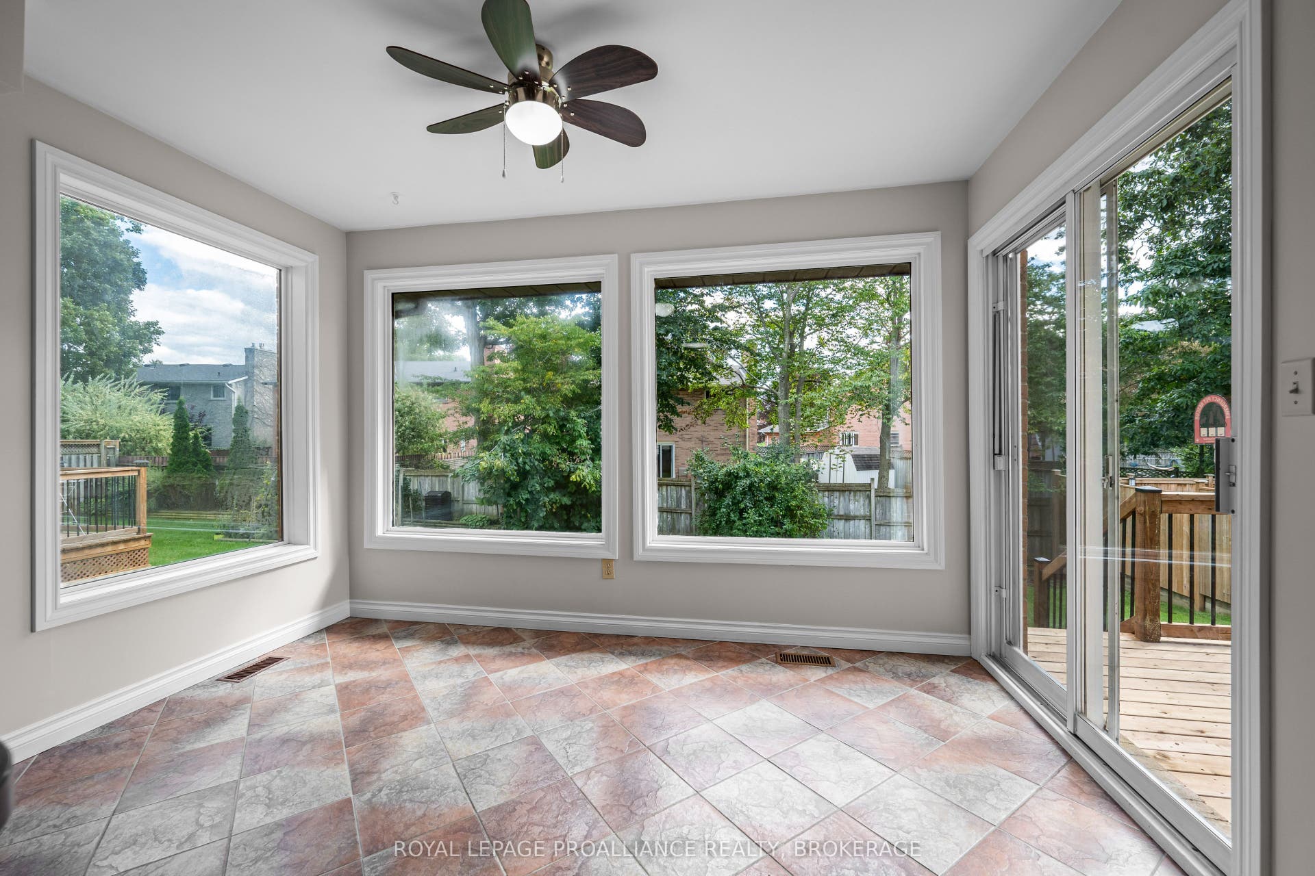 981 Edinborough Crescent, Kingston, Frontenac ON K7P 2C8 981 Edinborough Crescent, Kingston, Frontenac ON K7P 2C8