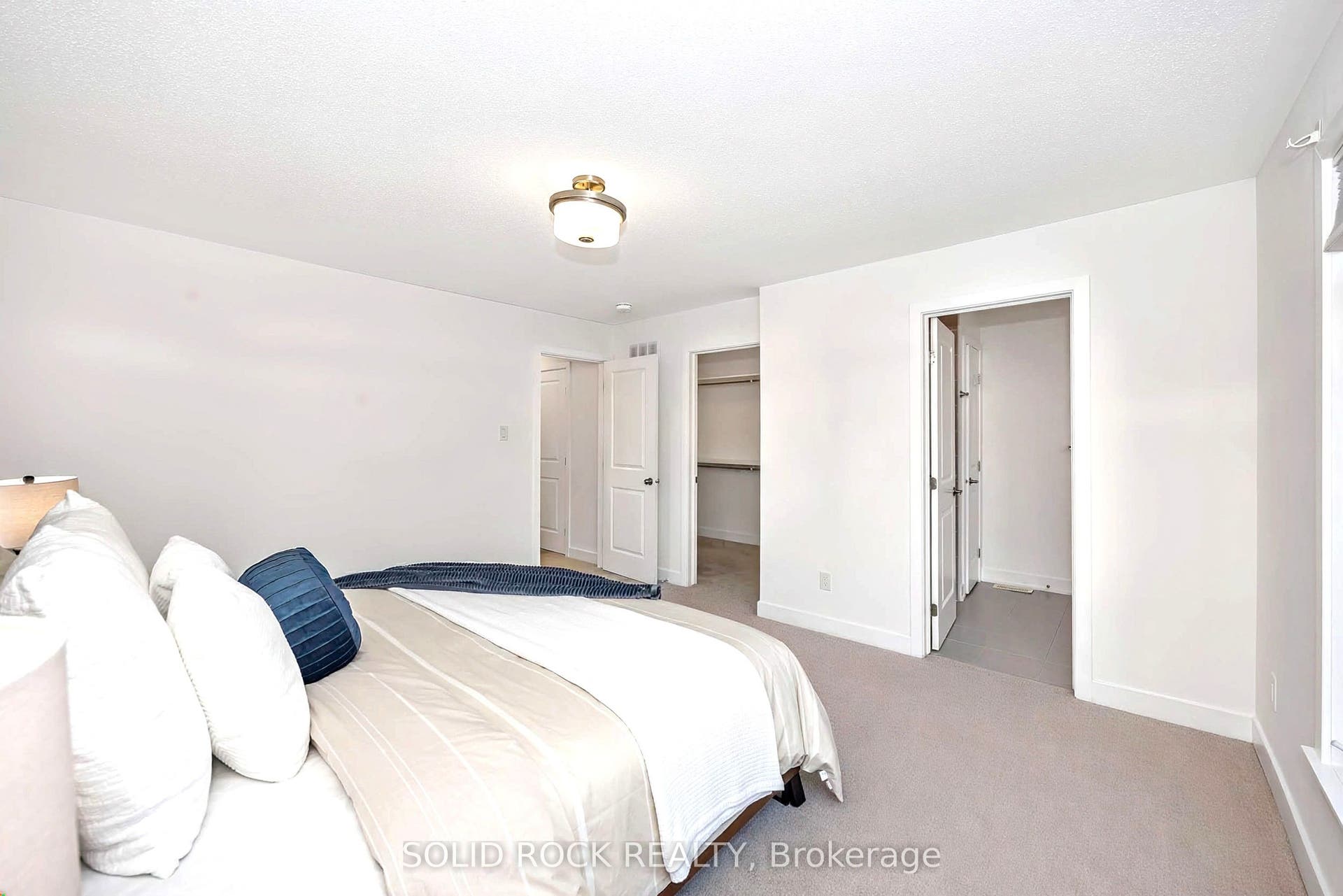 859 E Solarium Avenue E, Blossom Park - Airport And Area, Ottawa ON K4M 0H1 859 E Solarium Avenue E, Blossom Park - Airport And Area, Ottawa ON K4M 0H1