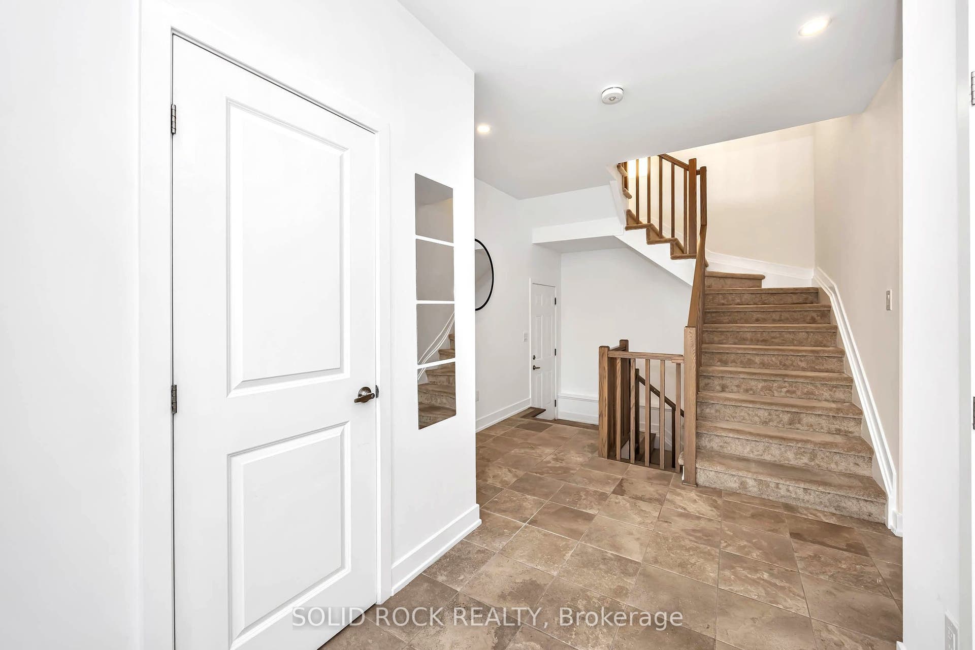 859 E Solarium Avenue E, Blossom Park - Airport And Area, Ottawa ON K4M 0H1 859 E Solarium Avenue E, Blossom Park - Airport And Area, Ottawa ON K4M 0H1