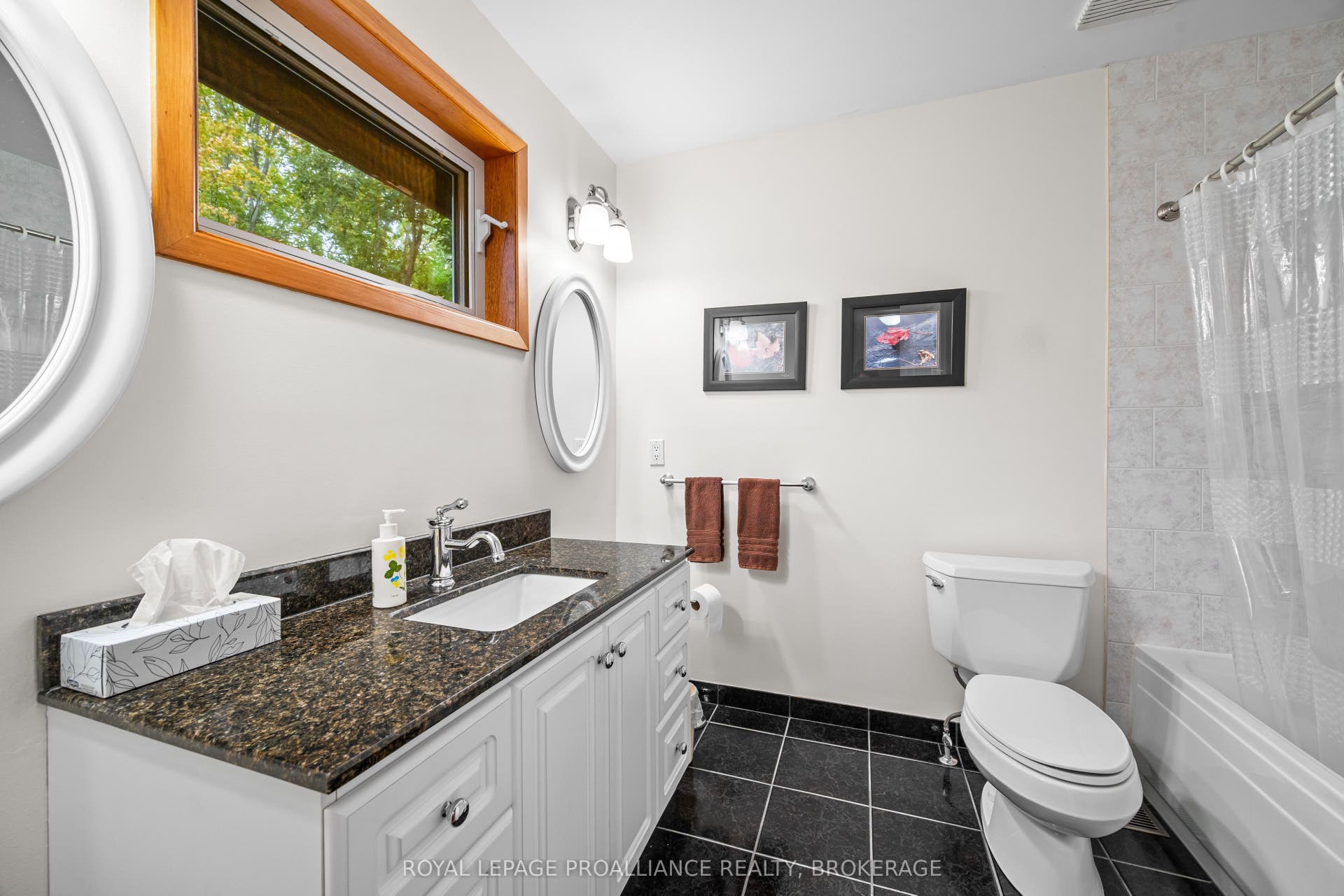 1612 Grousewood Lane, Kingston, Frontenac ON K7L 4V3