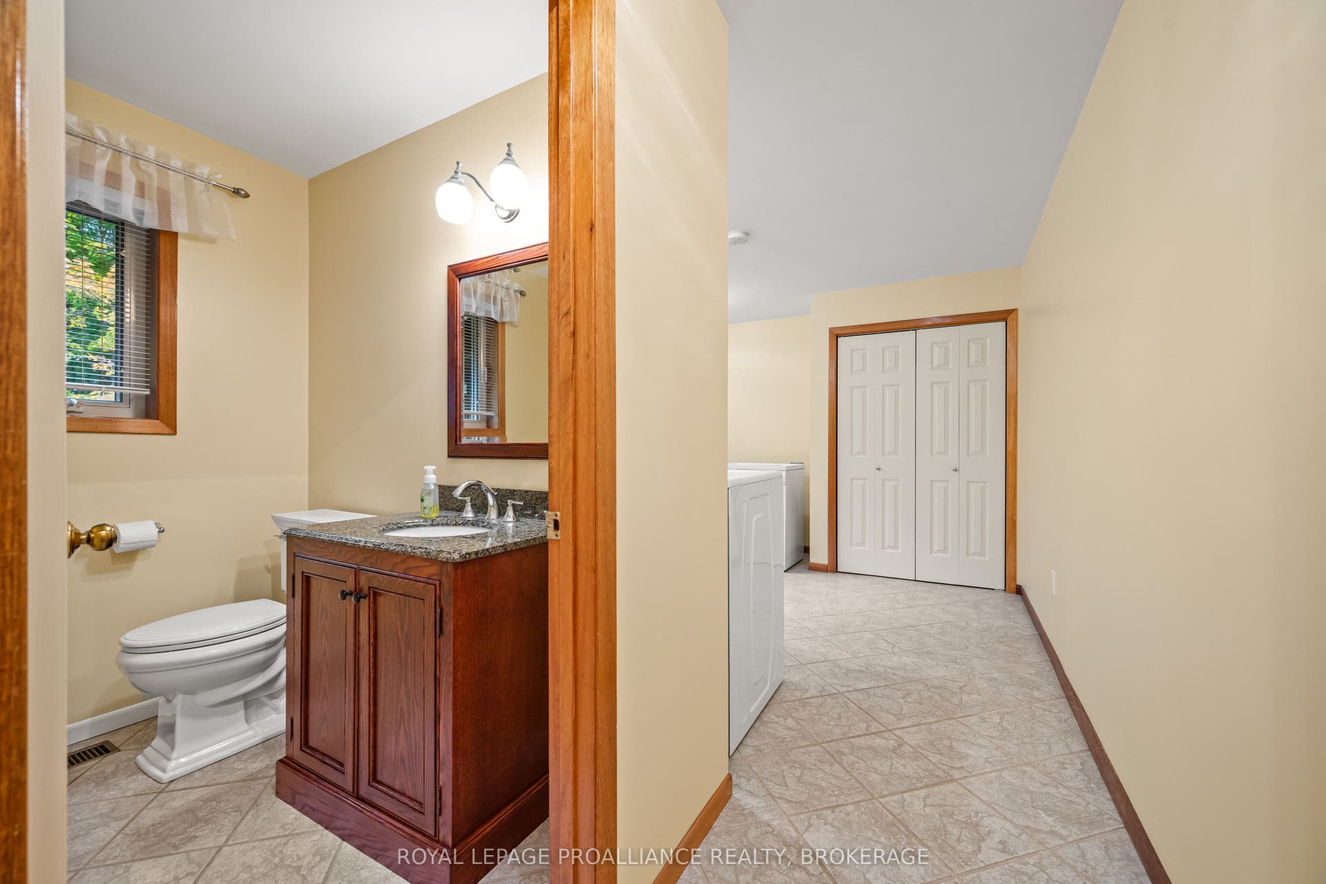 1612 Grousewood Lane, Kingston, Frontenac ON K7L 4V3
