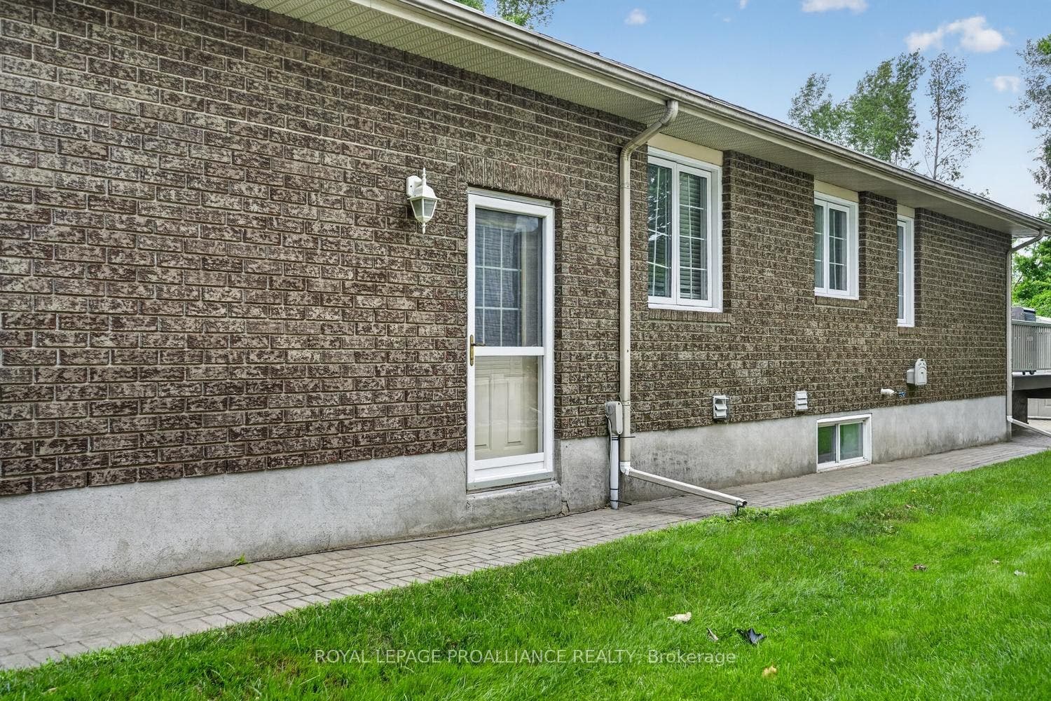 1099 Bridlewood Drive, Brockville, Leeds And Grenville ON K6V 7G2 1099 Bridlewood Drive, Brockville, Leeds And Grenville ON K6V 7G2