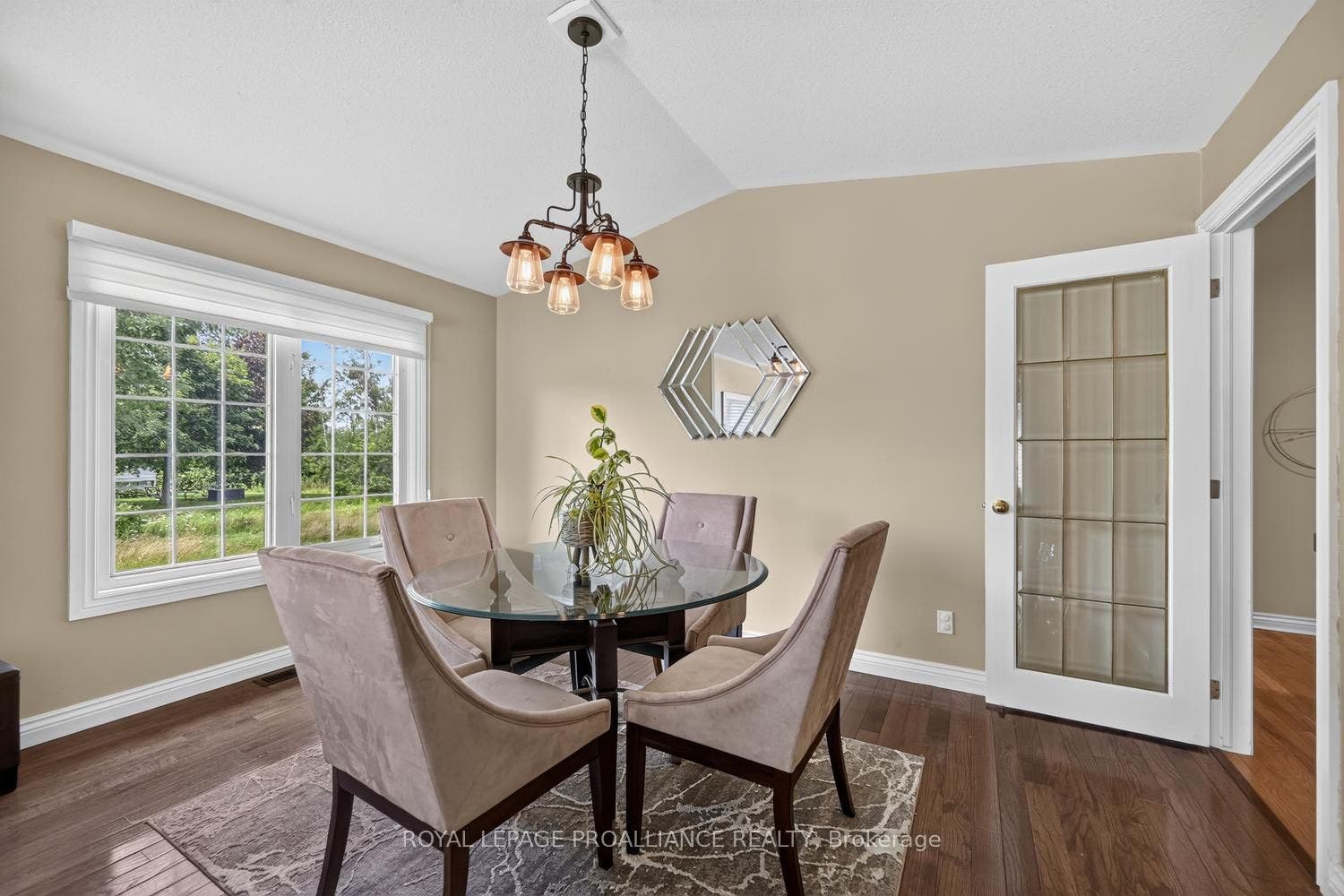 1099 Bridlewood Drive, Brockville, Leeds And Grenville ON K6V 7G2 1099 Bridlewood Drive, Brockville, Leeds And Grenville ON K6V 7G2
