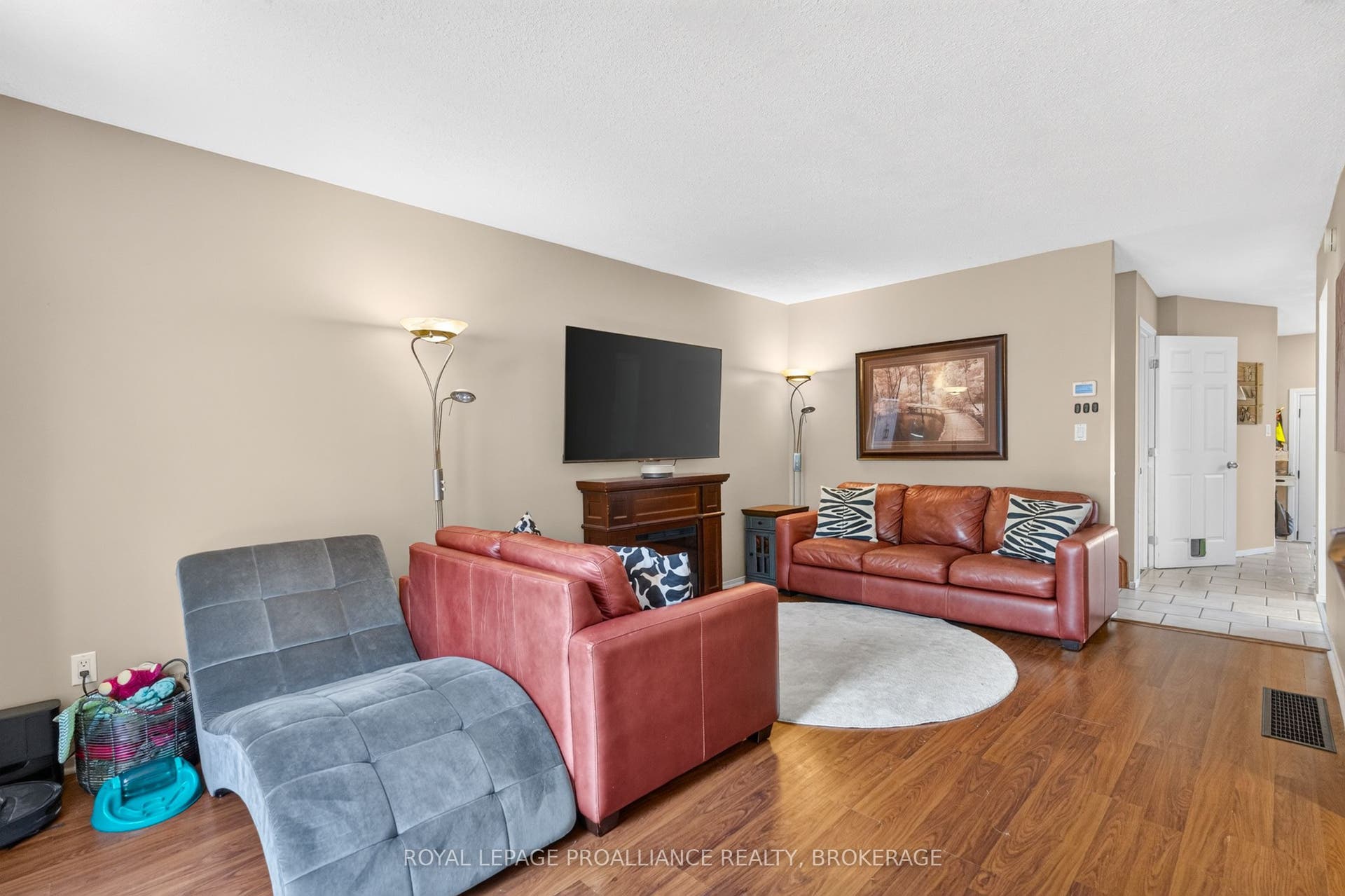 24 Balmoral Court, Kingston, Frontenac ON K7M 7T1