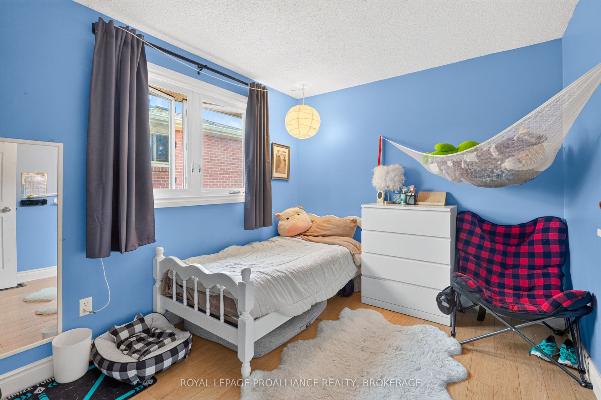 24 Balmoral Court, Kingston, Frontenac ON K7M 7T1