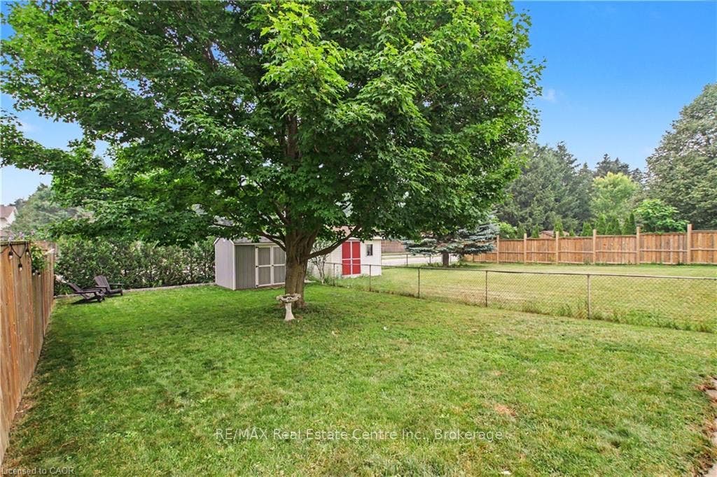 484B RED FOX Road, Waterloo, Waterloo ON N2K 2V8 484B RED FOX Road, Waterloo, Waterloo ON N2K 2V8