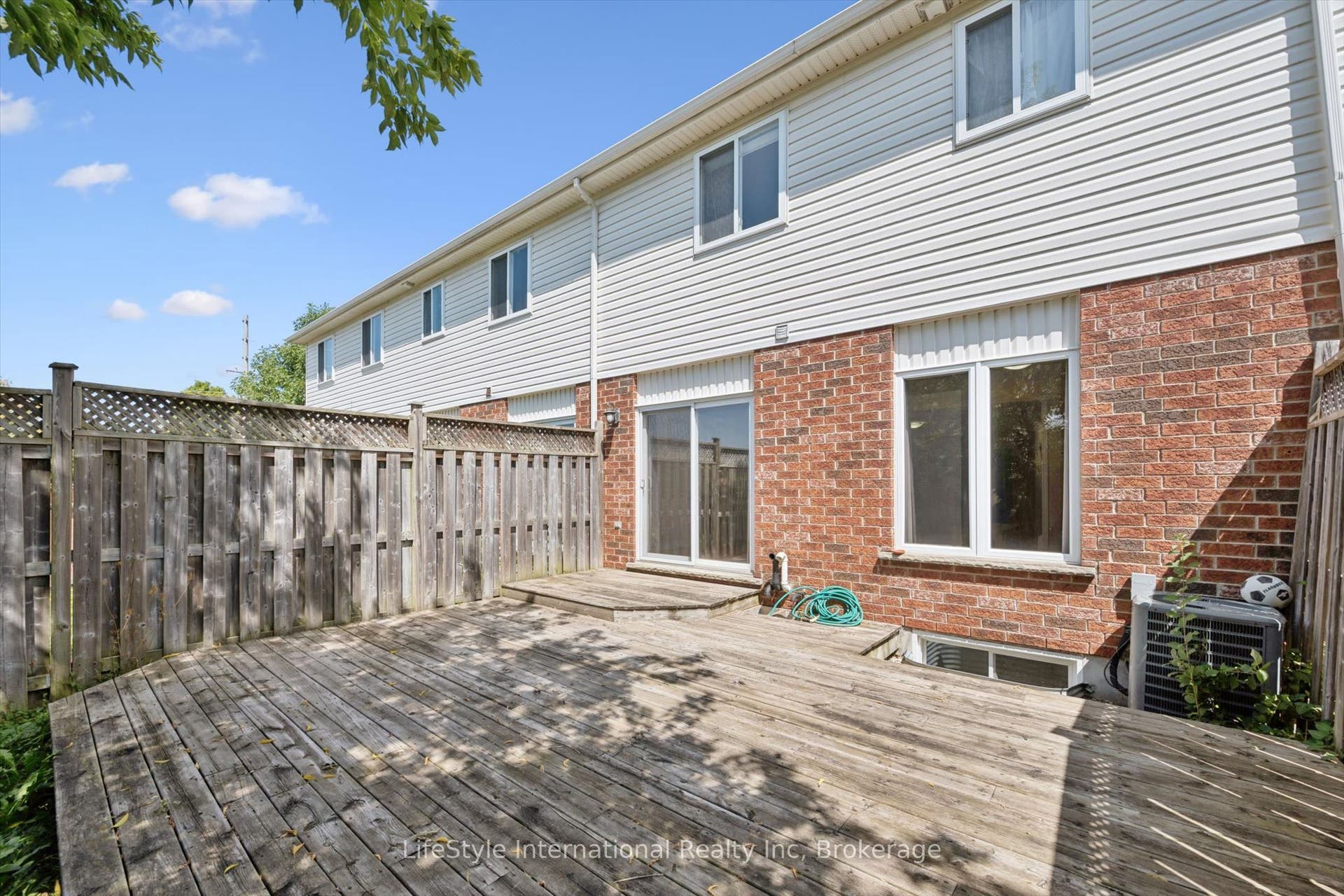 47 HASLER Crescent, Guelph, Wellington ON N1L 1A2 47 HASLER Crescent, Guelph, Wellington ON N1L 1A2