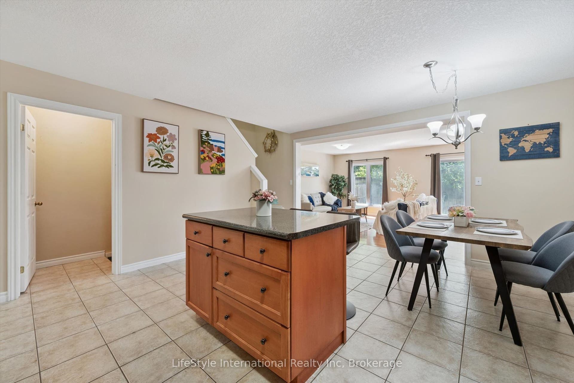 47 HASLER Crescent, Guelph, Wellington ON N1L 1A2 47 HASLER Crescent, Guelph, Wellington ON N1L 1A2