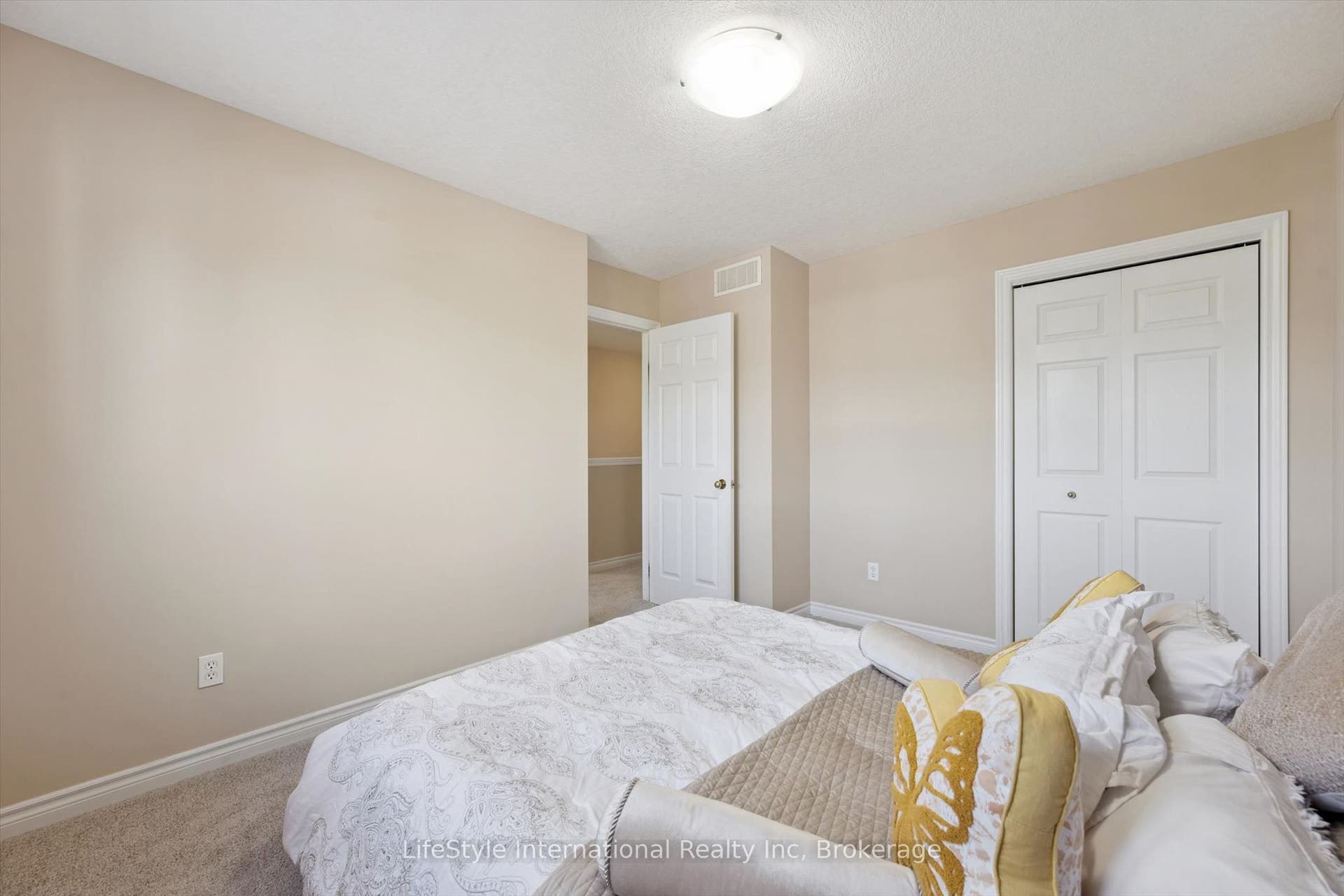 47 HASLER Crescent, Guelph, Wellington ON N1L 1A2 47 HASLER Crescent, Guelph, Wellington ON N1L 1A2