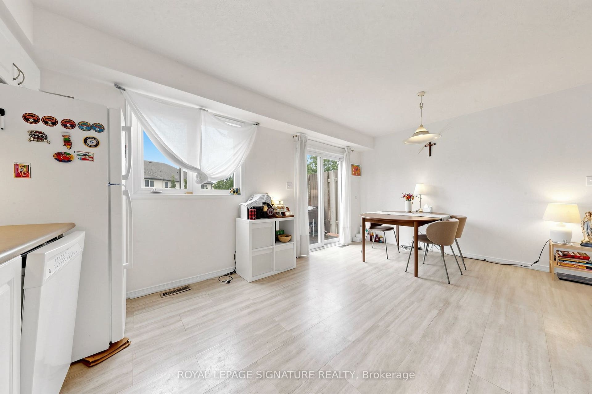 110 Activa Avenue, #A5, Kitchener, Waterloo ON N2E 4K4 110 Activa Avenue, #A5, Kitchener, Waterloo ON N2E 4K4