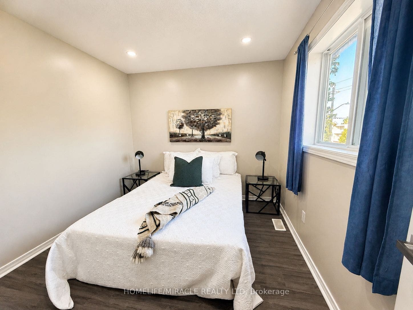 67 Kinzie Avenue, Kitchener, Waterloo ON N2A 2J6 67 Kinzie Avenue, Kitchener, Waterloo ON N2A 2J6
