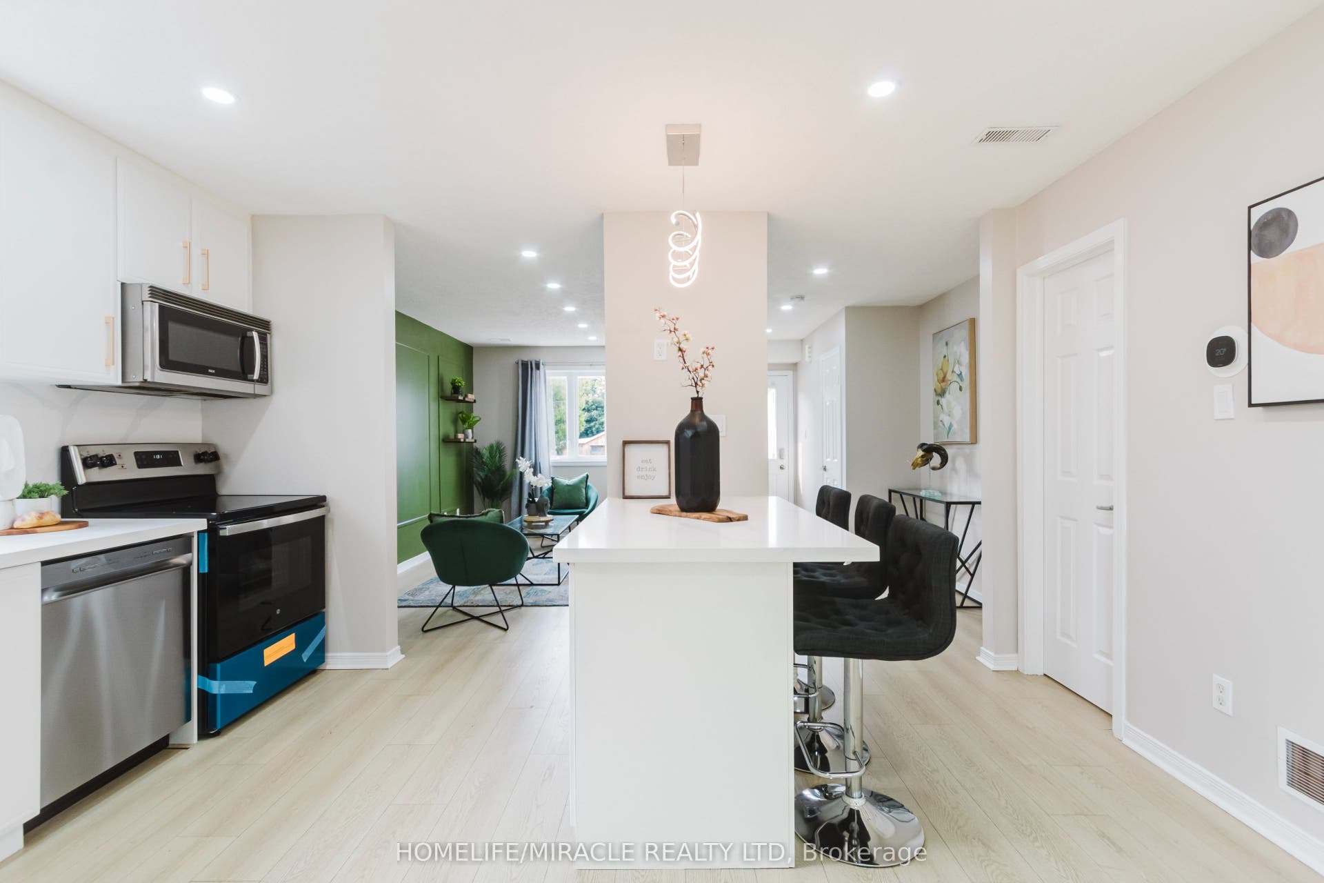 67 Kinzie Avenue, Kitchener, Waterloo ON N2A 2J6 67 Kinzie Avenue, Kitchener, Waterloo ON N2A 2J6