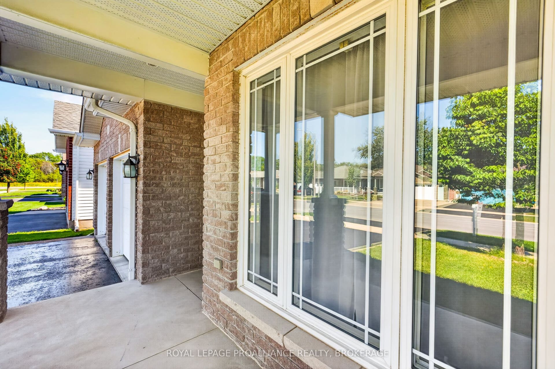 1097 Crossfield Avenue, Kingston, Frontenac ON K7P 0G7