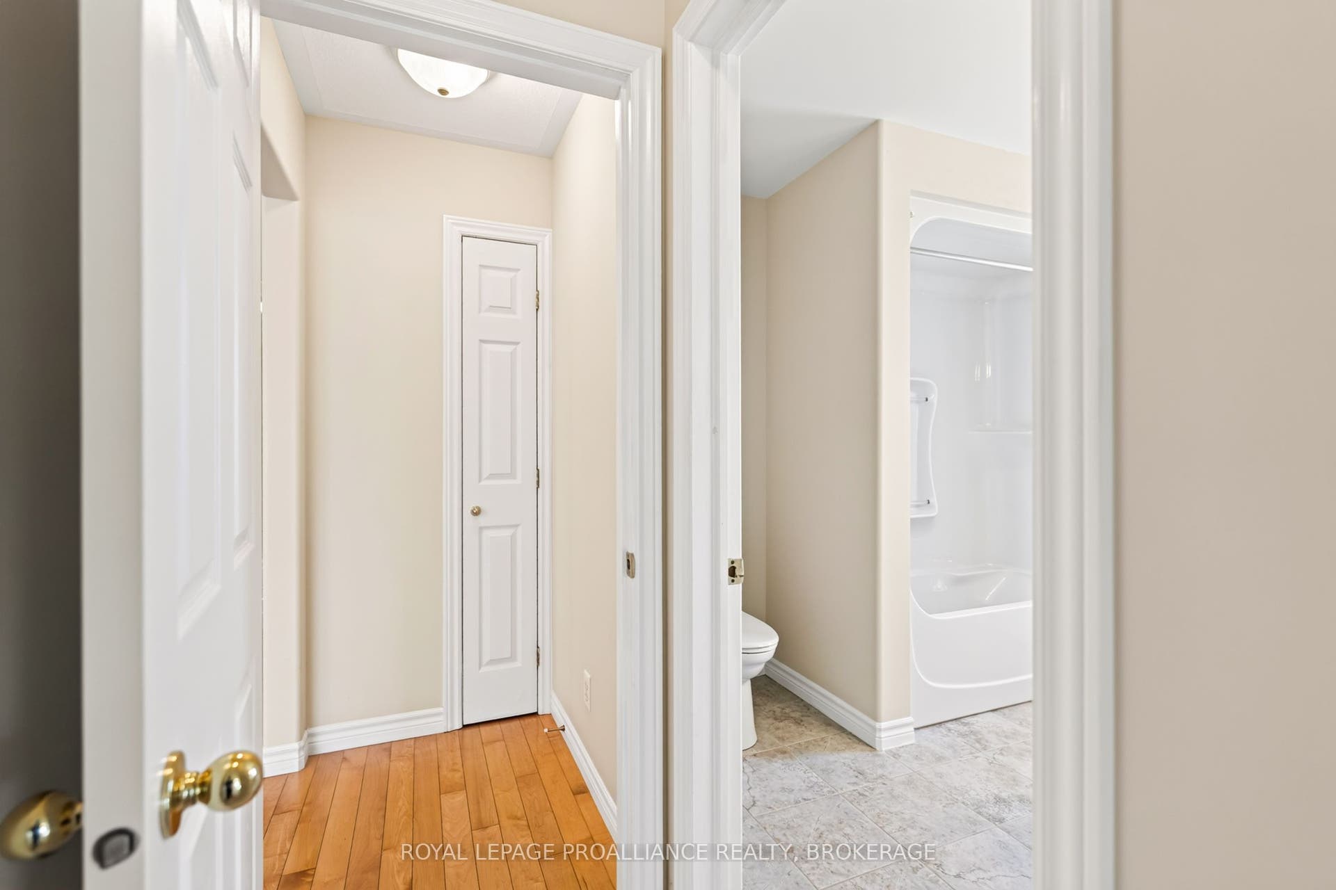 1097 Crossfield Avenue, Kingston, Frontenac ON K7P 0G7