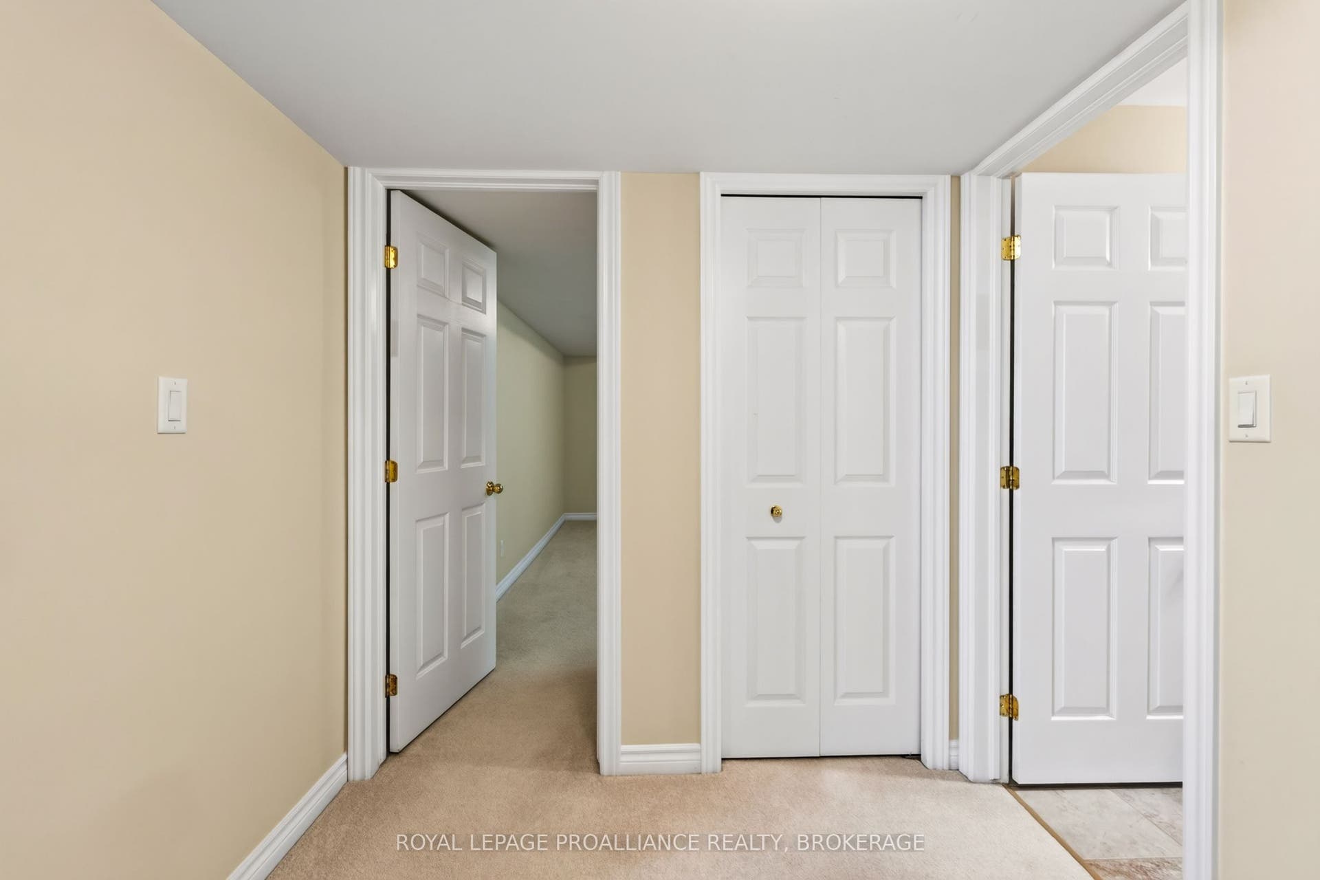 1097 Crossfield Avenue, Kingston, Frontenac ON K7P 0G7