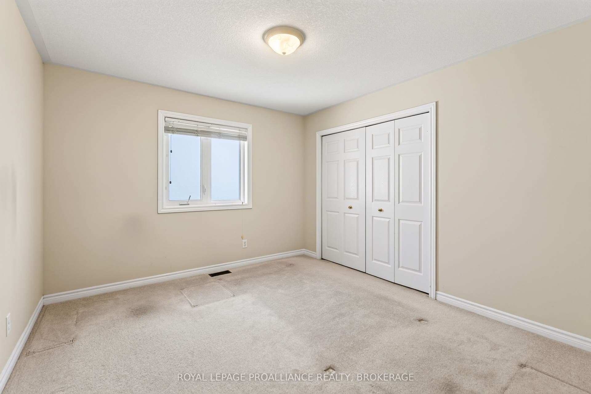 1097 Crossfield Avenue, Kingston, Frontenac ON K7P 0G7