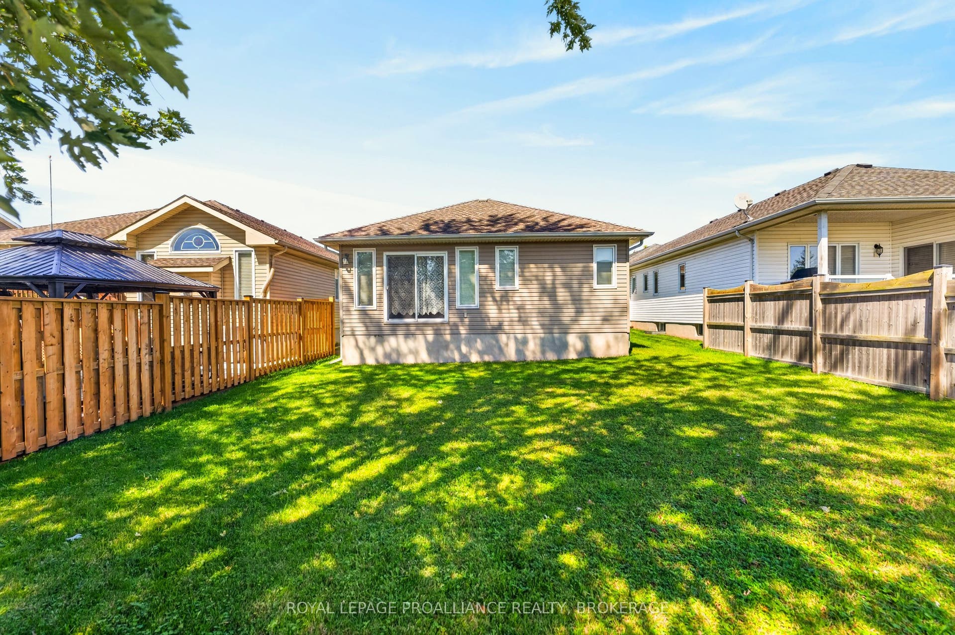 1097 Crossfield Avenue, Kingston, Frontenac ON K7P 0G7