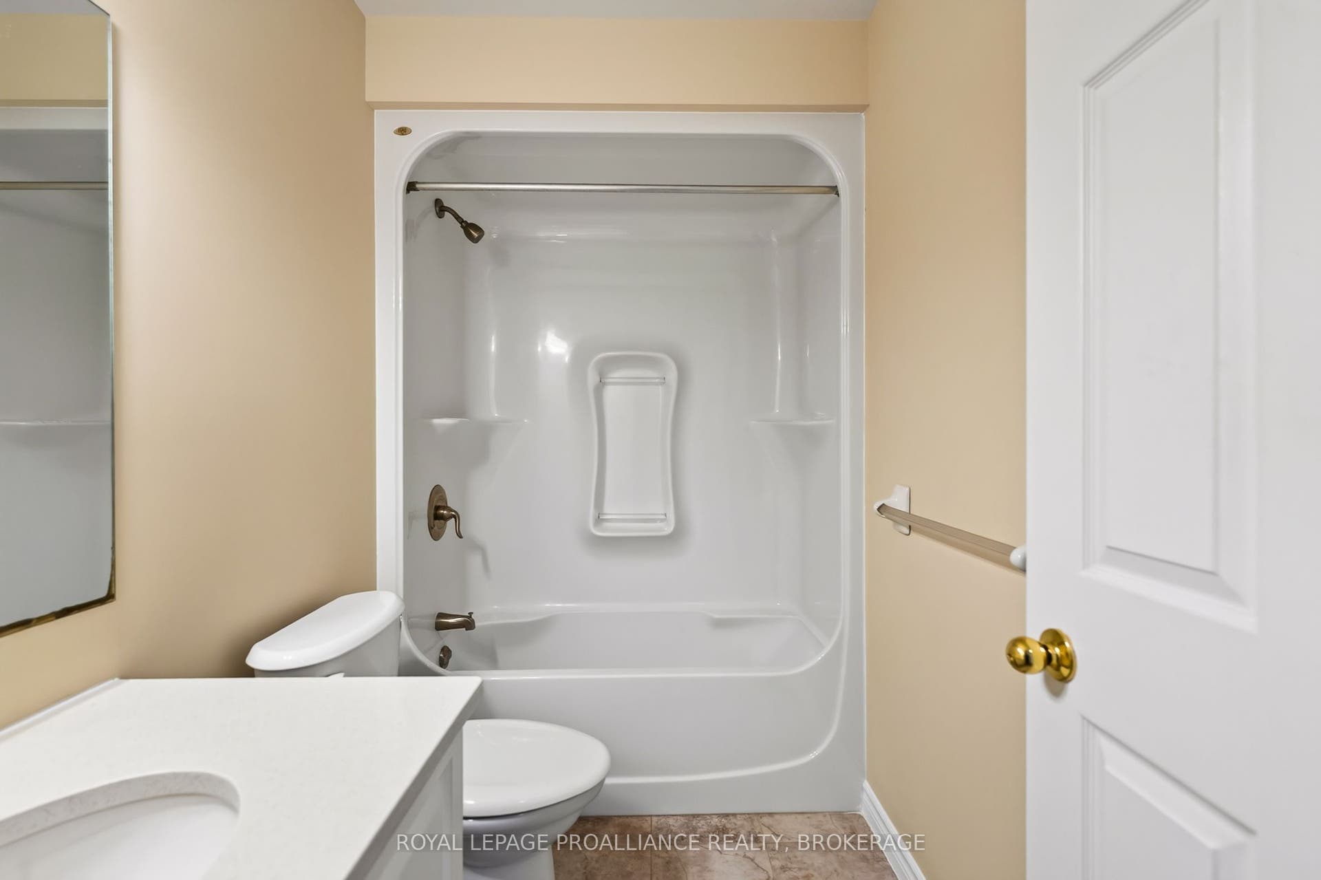 1097 Crossfield Avenue, Kingston, Frontenac ON K7P 0G7