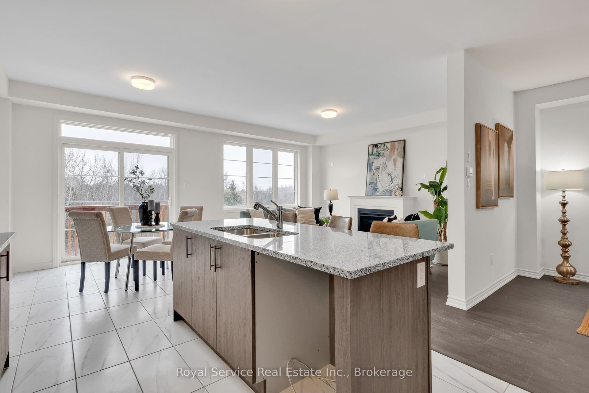 472 Trevor Street, Cobourg, Northumberland ON K9A 4J6 Kitchen