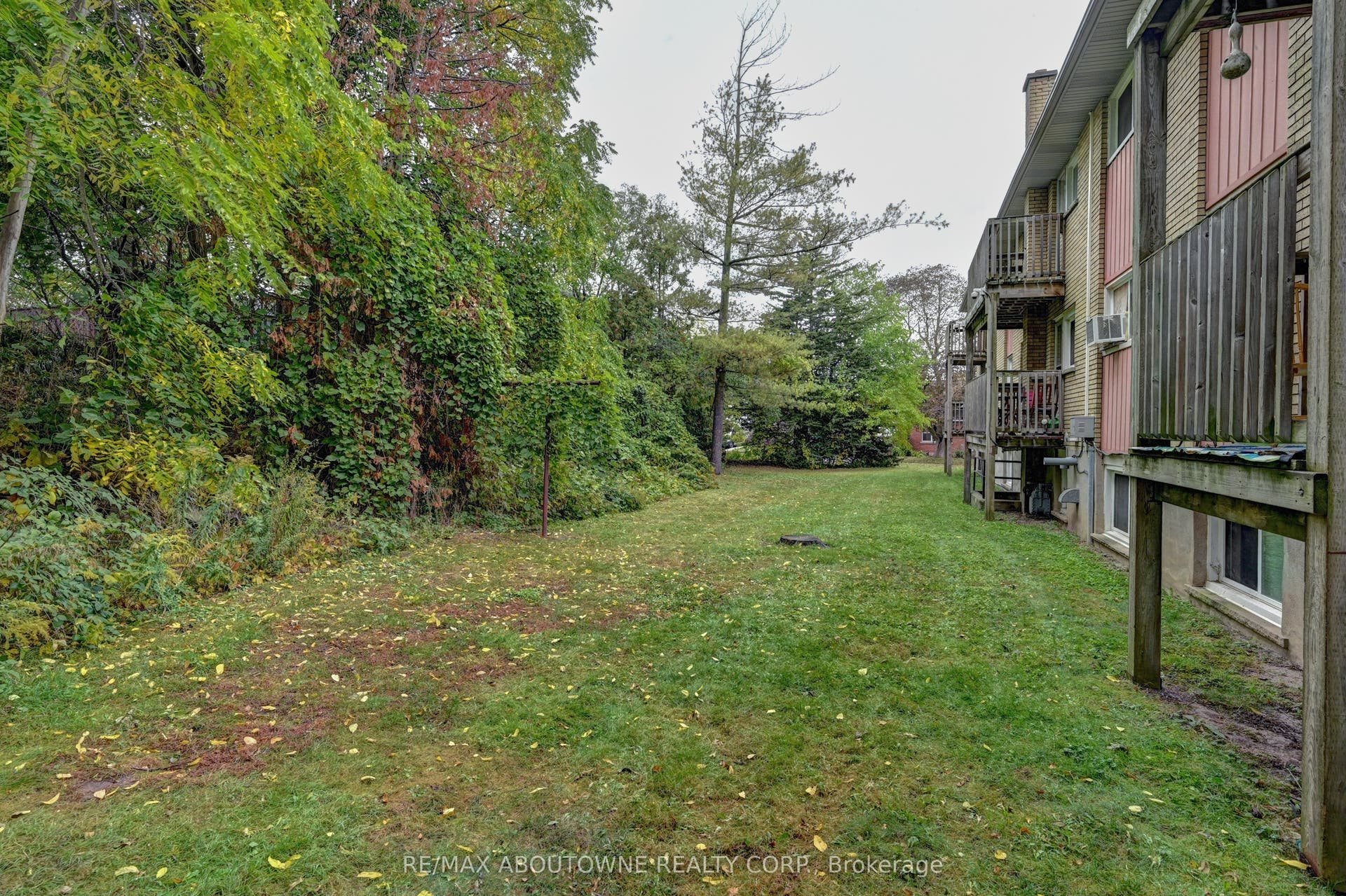 280 Sydney Street S, #A6, Kitchener, Waterloo ON N2G 3V9 280 Sydney Street S, #A6, Kitchener, Waterloo ON N2G 3V9