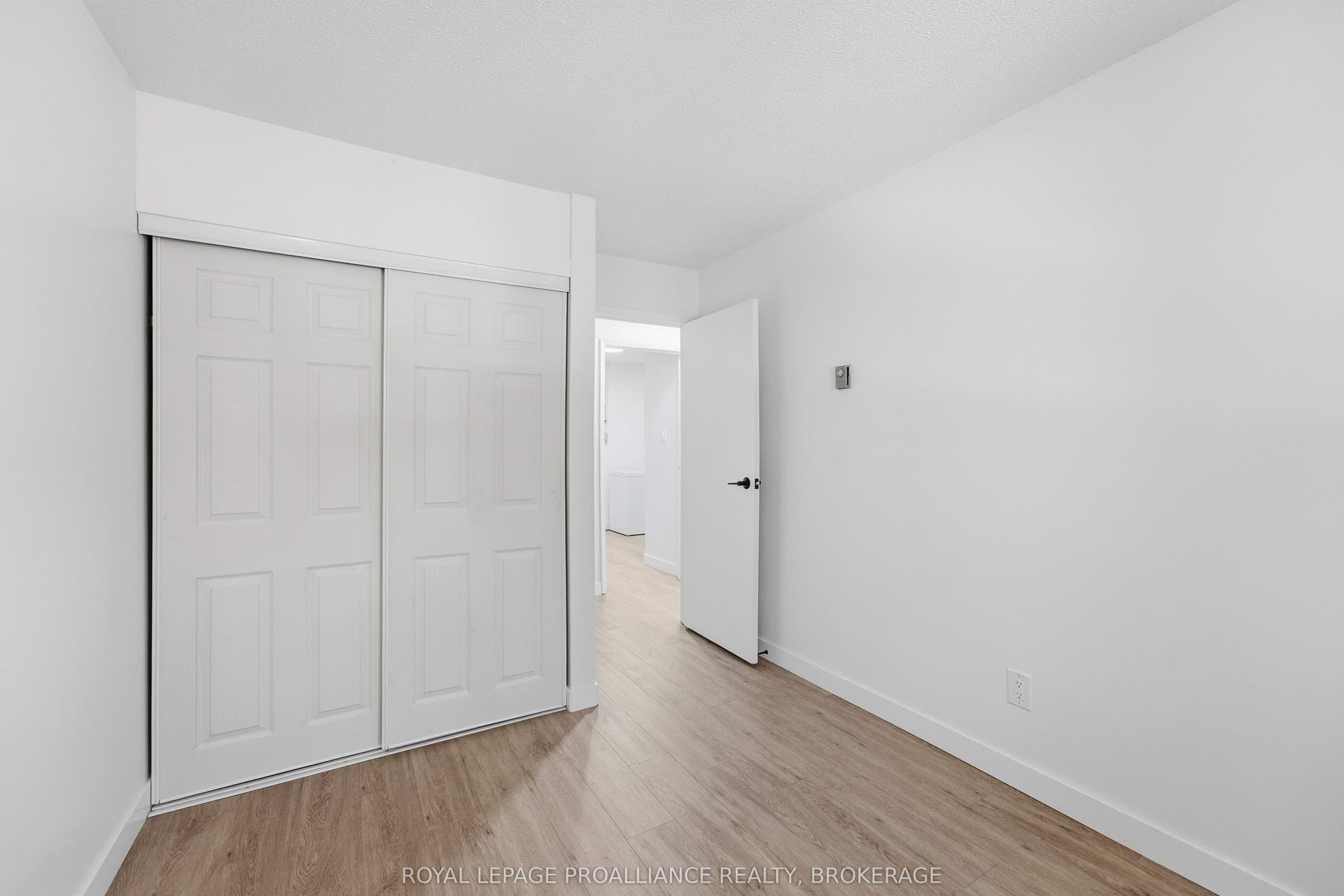 573 Armstrong Road, #217, Kingston, Frontenac ON K7M 8J8