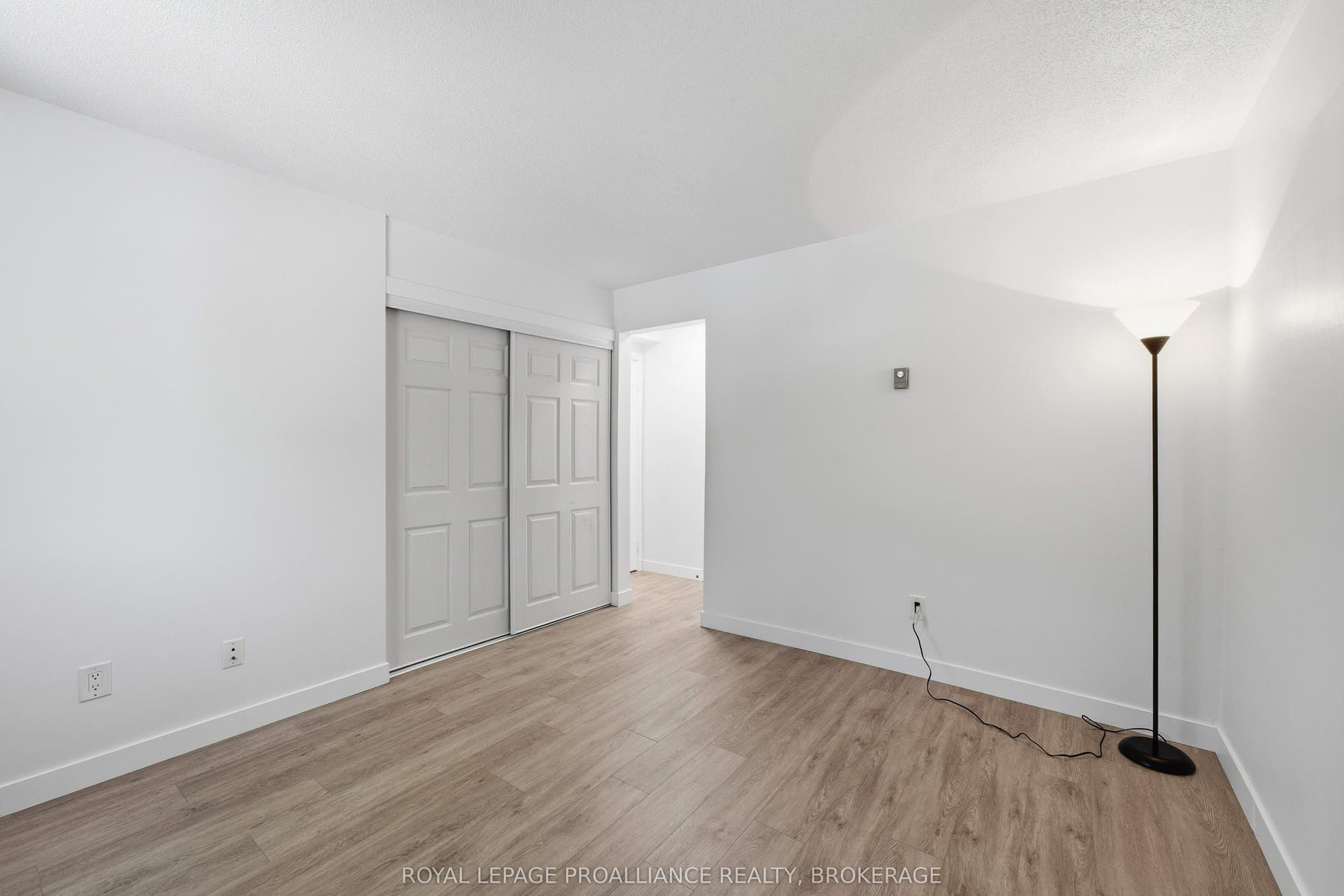 573 Armstrong Road, #217, Kingston, Frontenac ON K7M 8J8