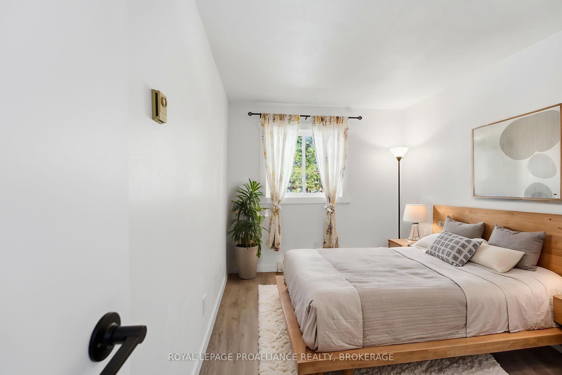573 Armstrong Road, #217, Kingston, Frontenac ON K7M 8J8