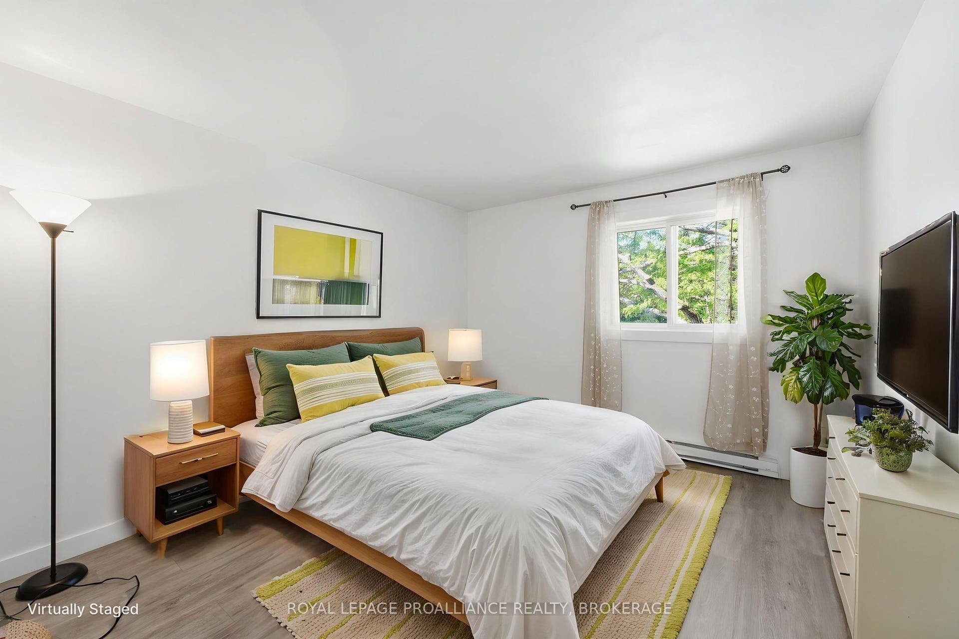 573 Armstrong Road, #217, Kingston, Frontenac ON K7M 8J8