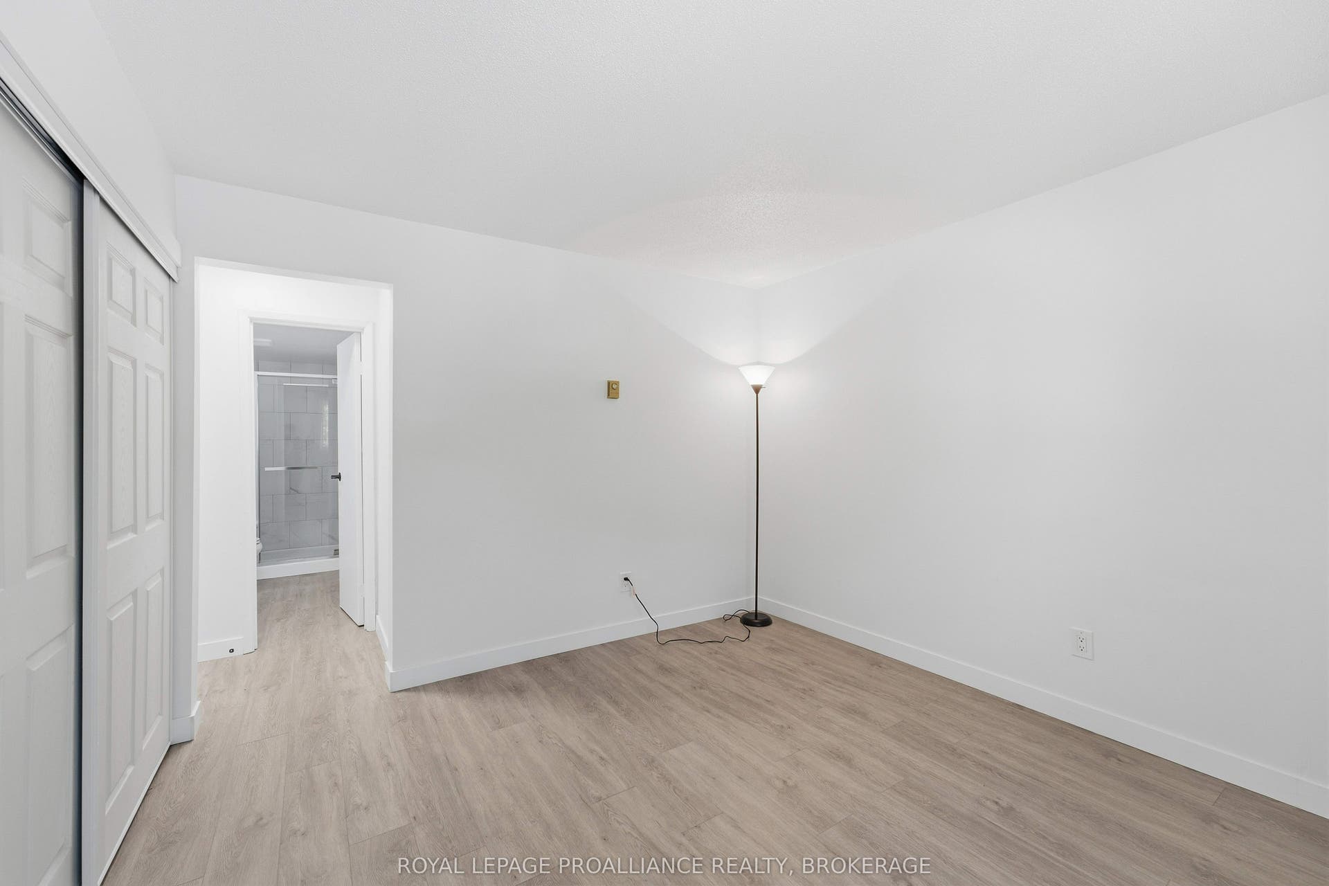 573 Armstrong Road, #217, Kingston, Frontenac ON K7M 8J8