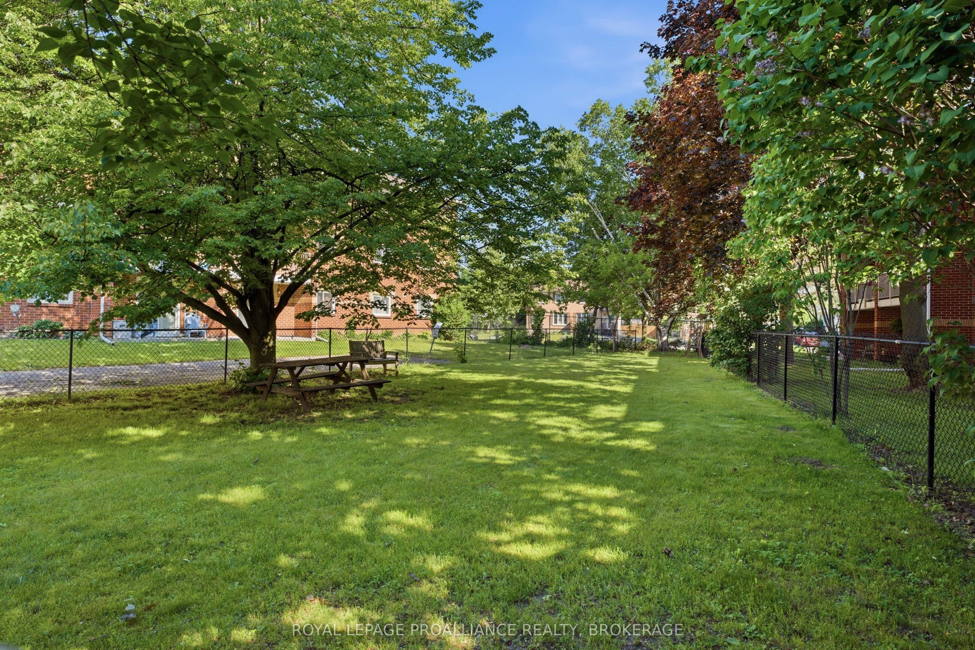 573 Armstrong Road, #217, Kingston, Frontenac ON K7M 8J8