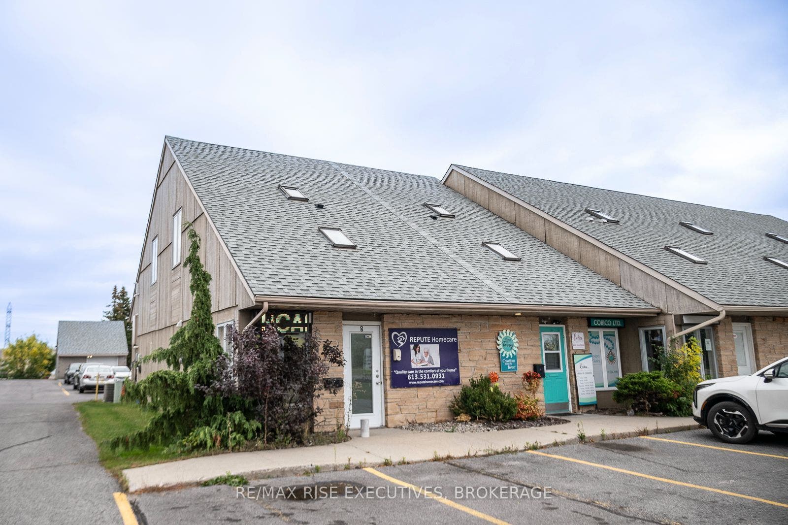 637 Norris Court, #8, Kingston, Frontenac ON K7P 2R9